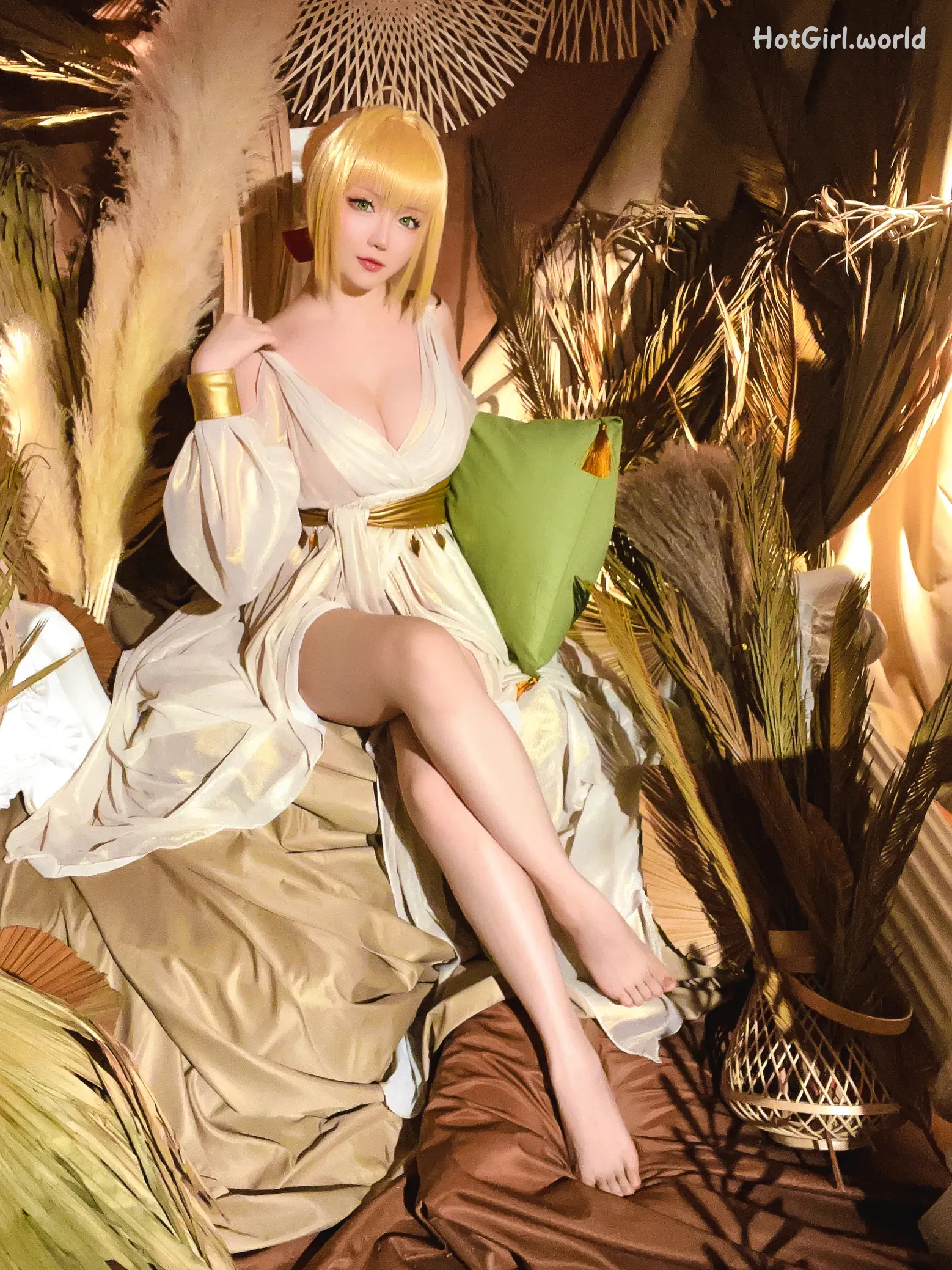 Coser-Hoshilily-239B-fate-hotgirl.world-066.webp