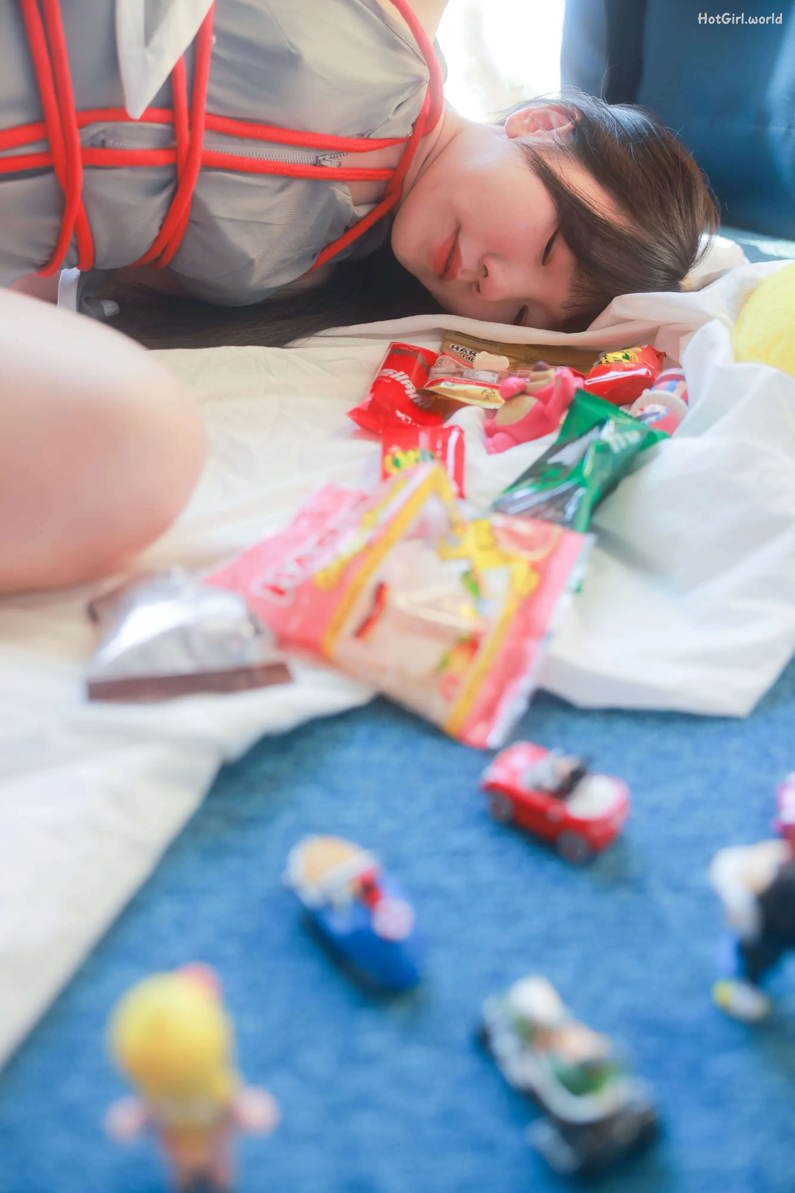 SWEETBOX-Yeri-Packaging-Girl-hotgirl.world-099.webp