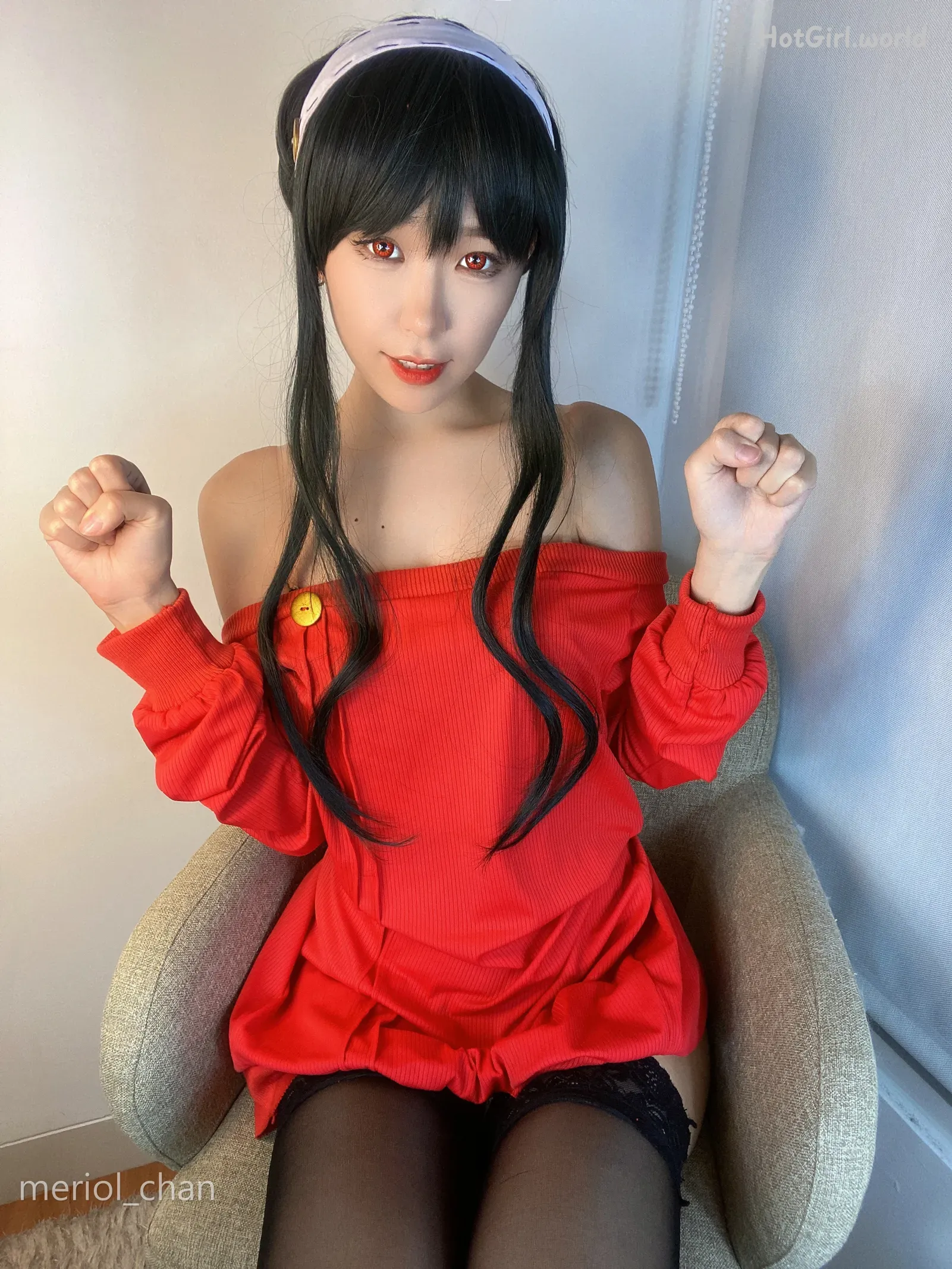 Coser-Meriol-Chan-Mommy-Yor-Cosplay-hotgirl.world-003.webp