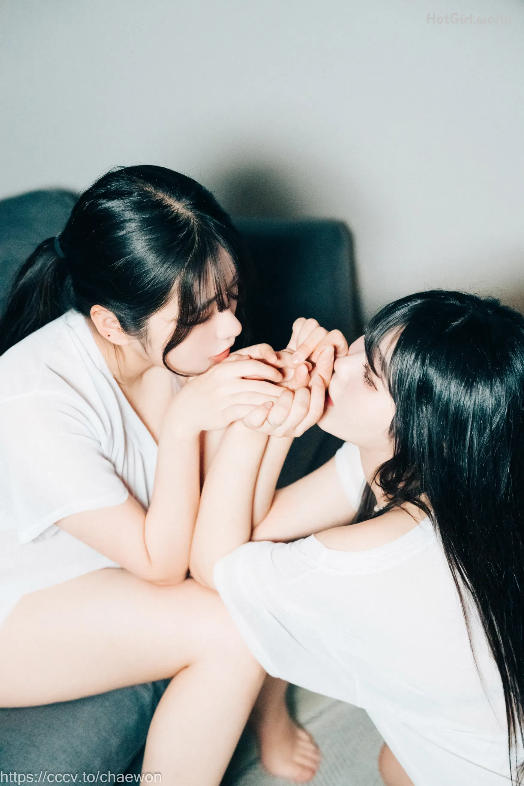 Loozy-Zia-x-Sonson-Yuri-girls-love-hotgirl.world-072.webp