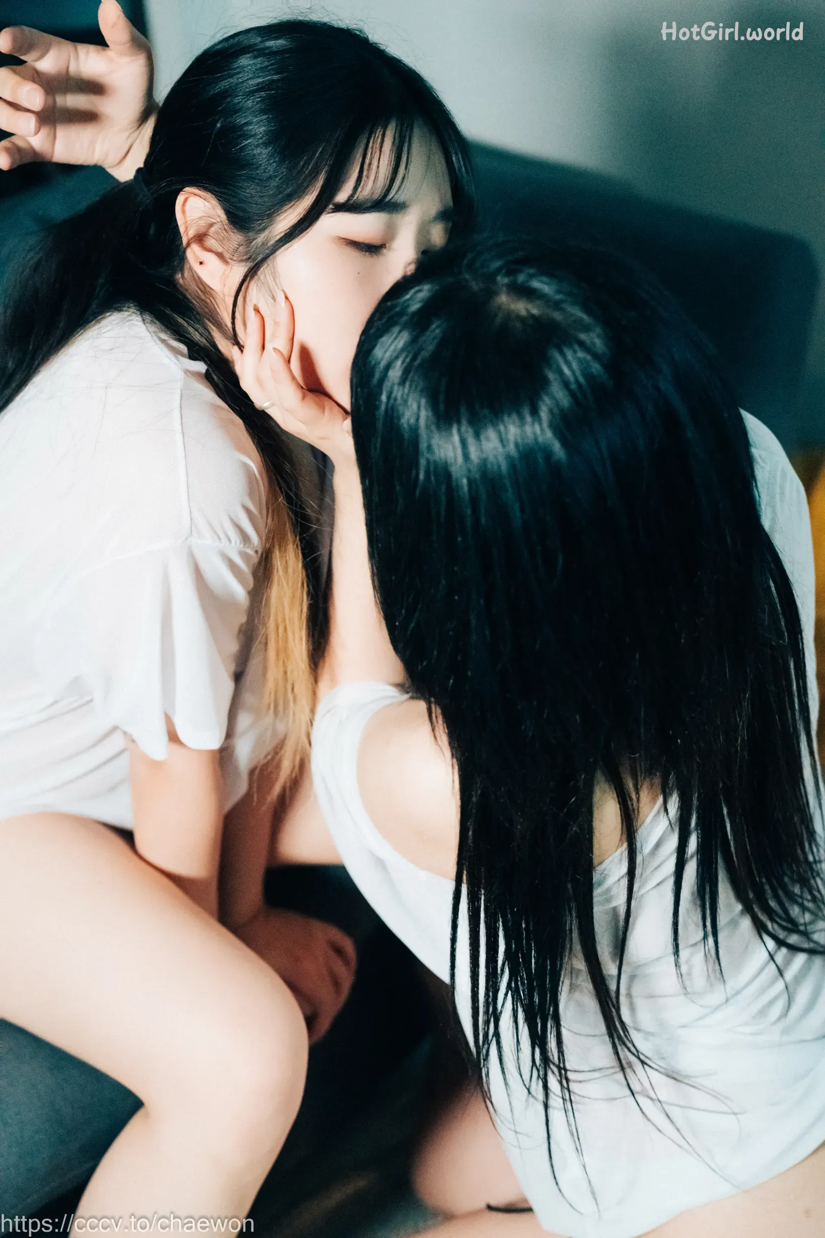 Loozy-Zia-x-Sonson-Yuri-girls-love-hotgirl.world-101.webp