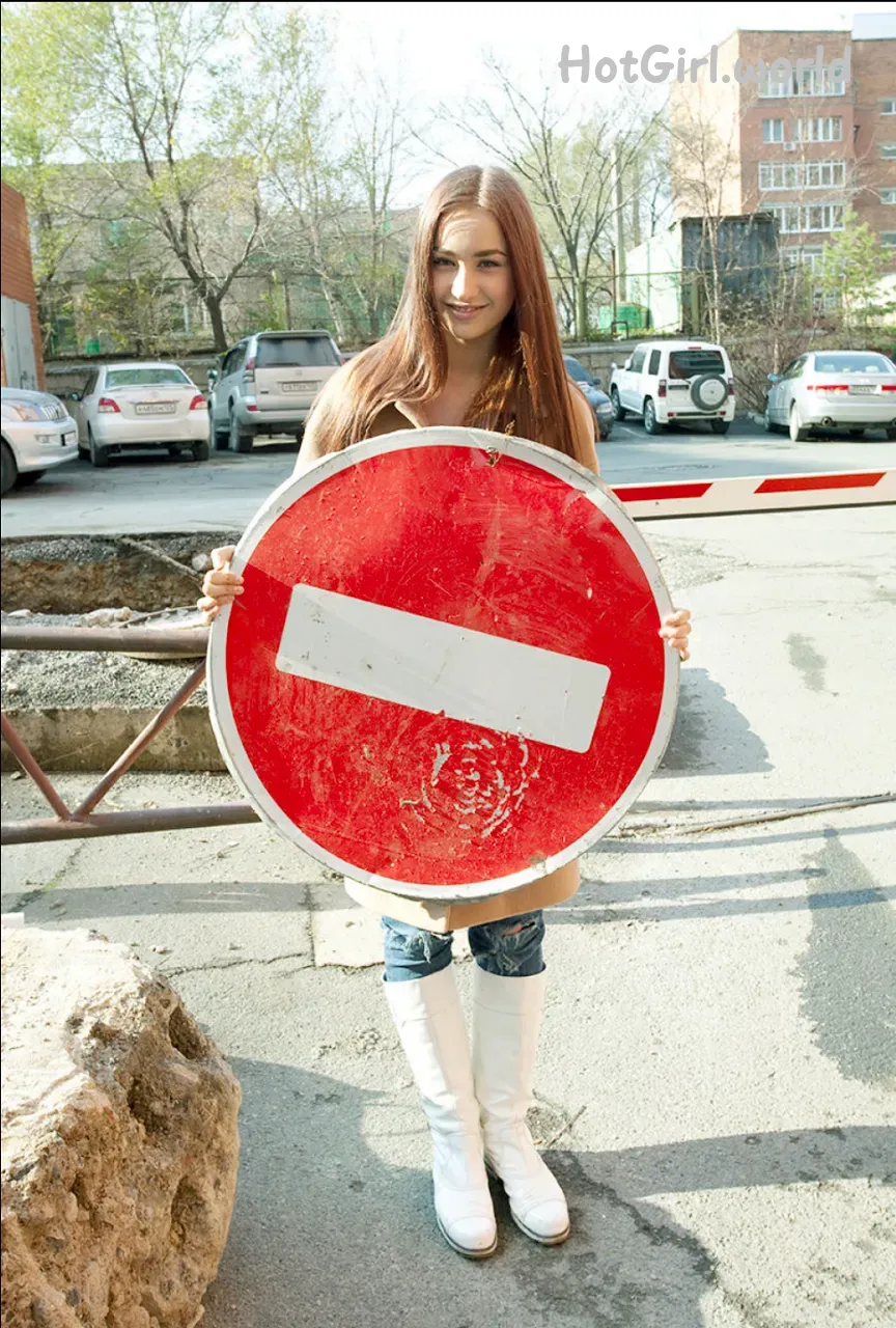 0005_hotgirl.world.webp