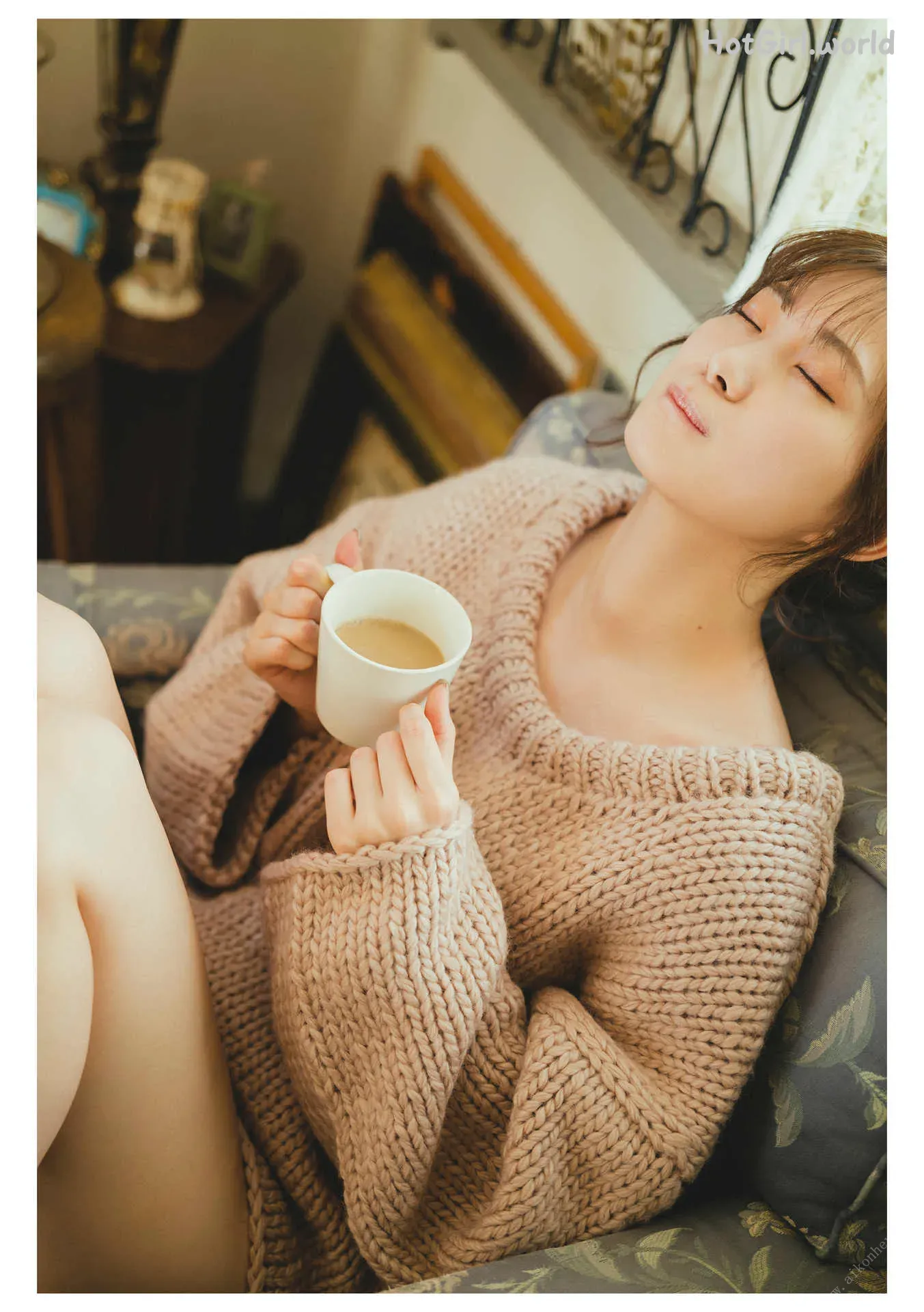 20_hotgirl.world.webp