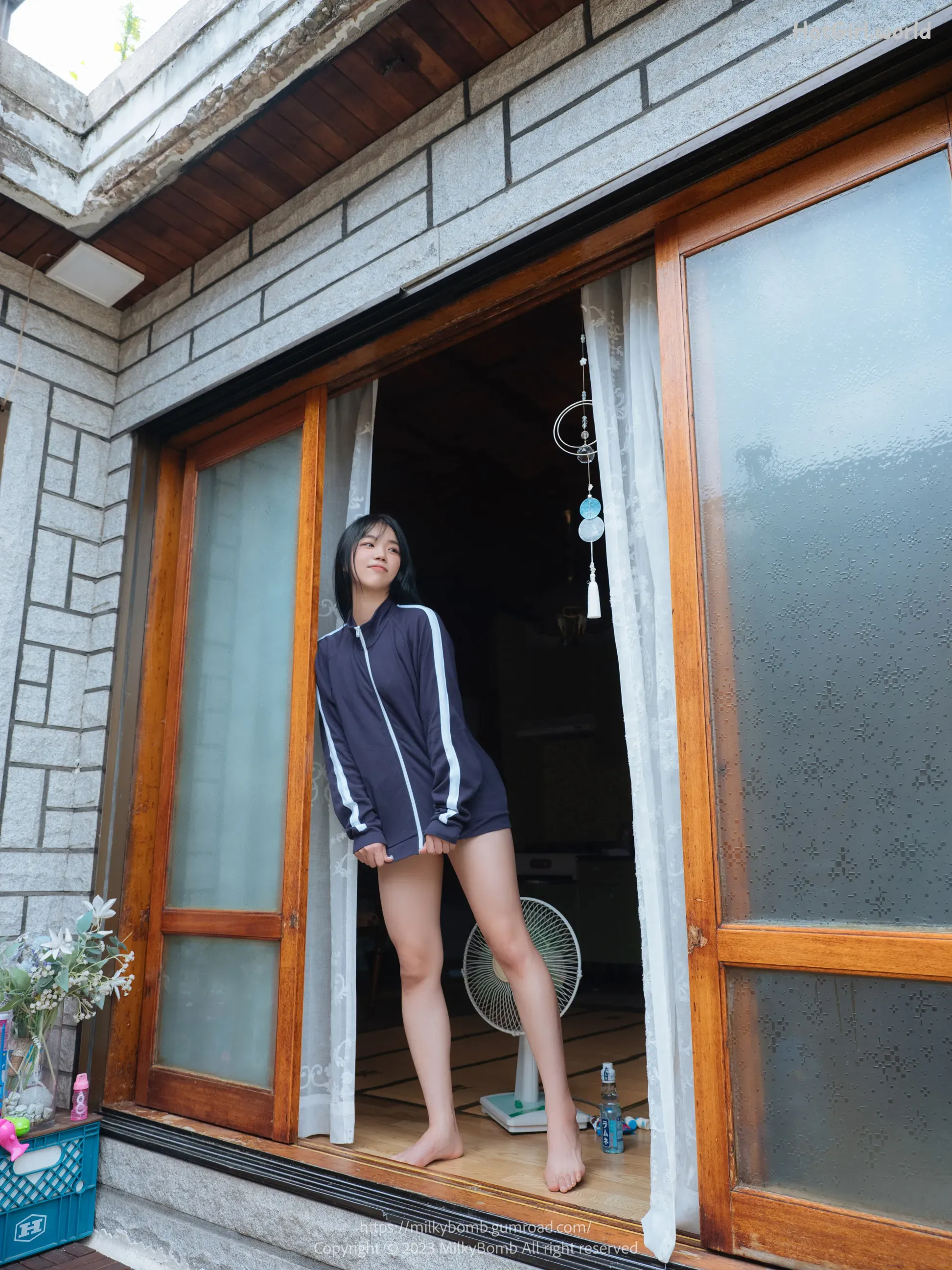 MilkyBomb-Yui-Vol.2-Tracksuit--hotgirl.world-105.webp