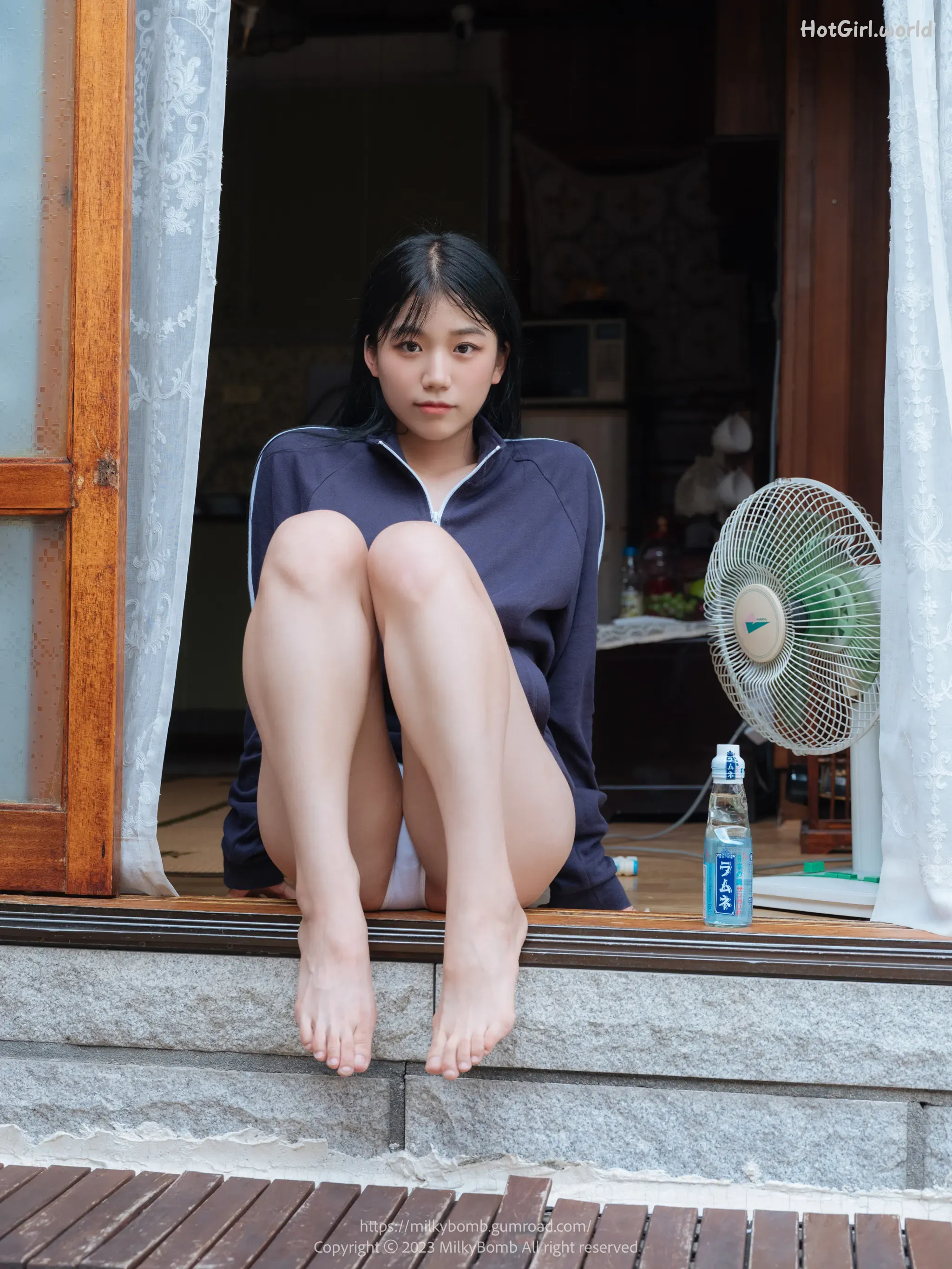 MilkyBomb-Yui-Vol.2-Tracksuit--hotgirl.world-113.webp