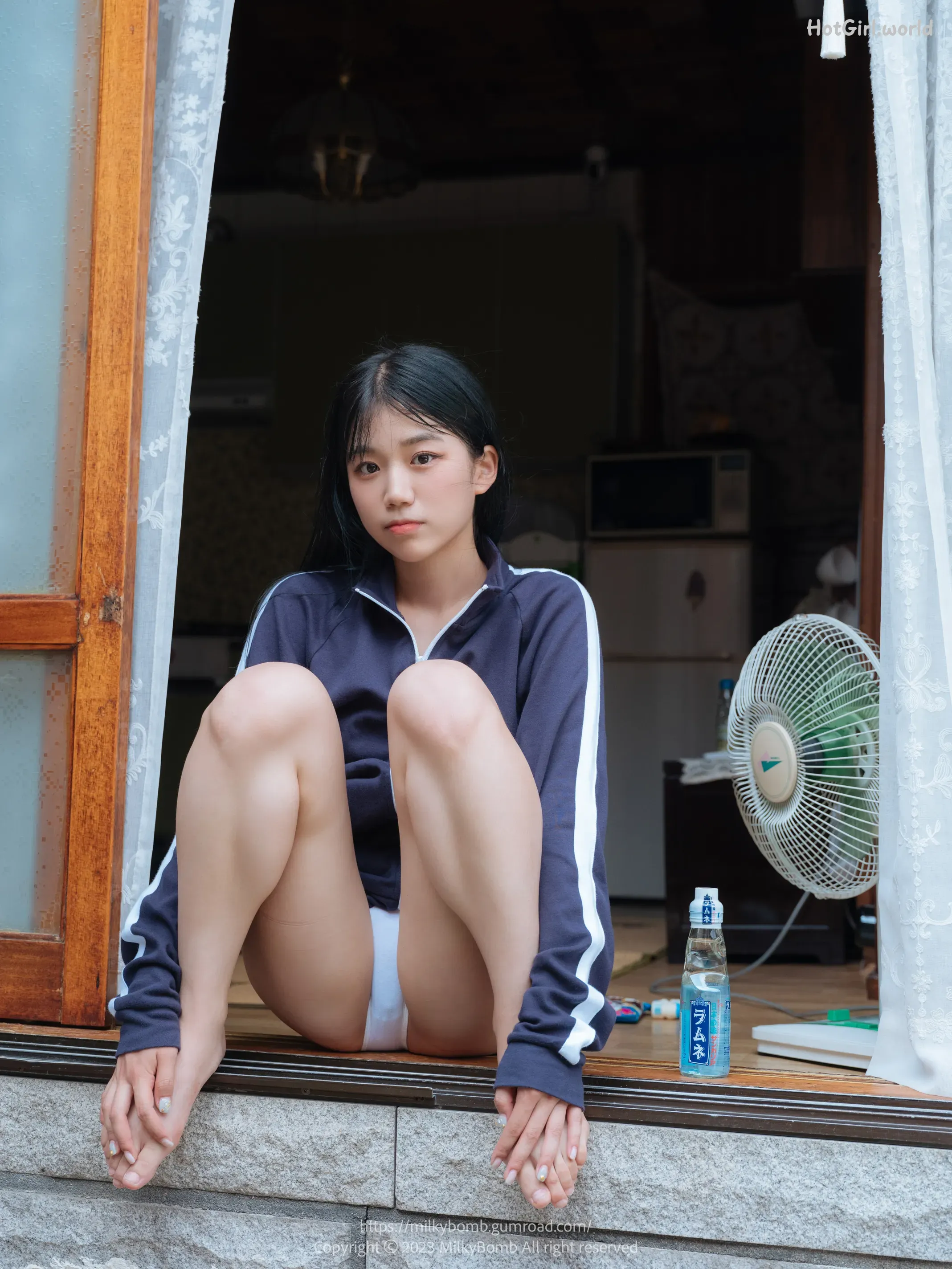 MilkyBomb-Yui-Vol.2-Tracksuit--hotgirl.world-117.webp