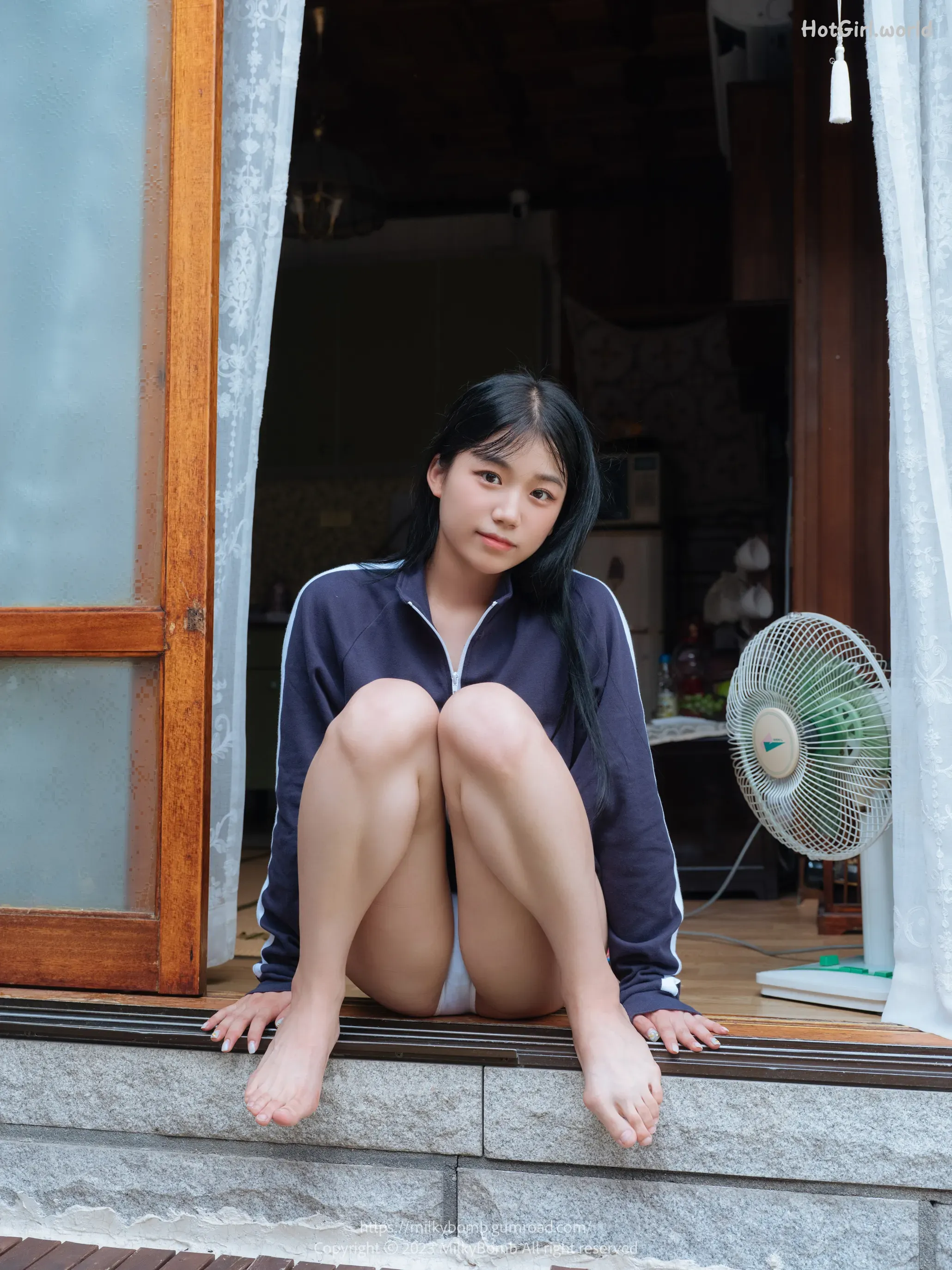 MilkyBomb-Yui-Vol.2-Tracksuit--hotgirl.world-119.webp