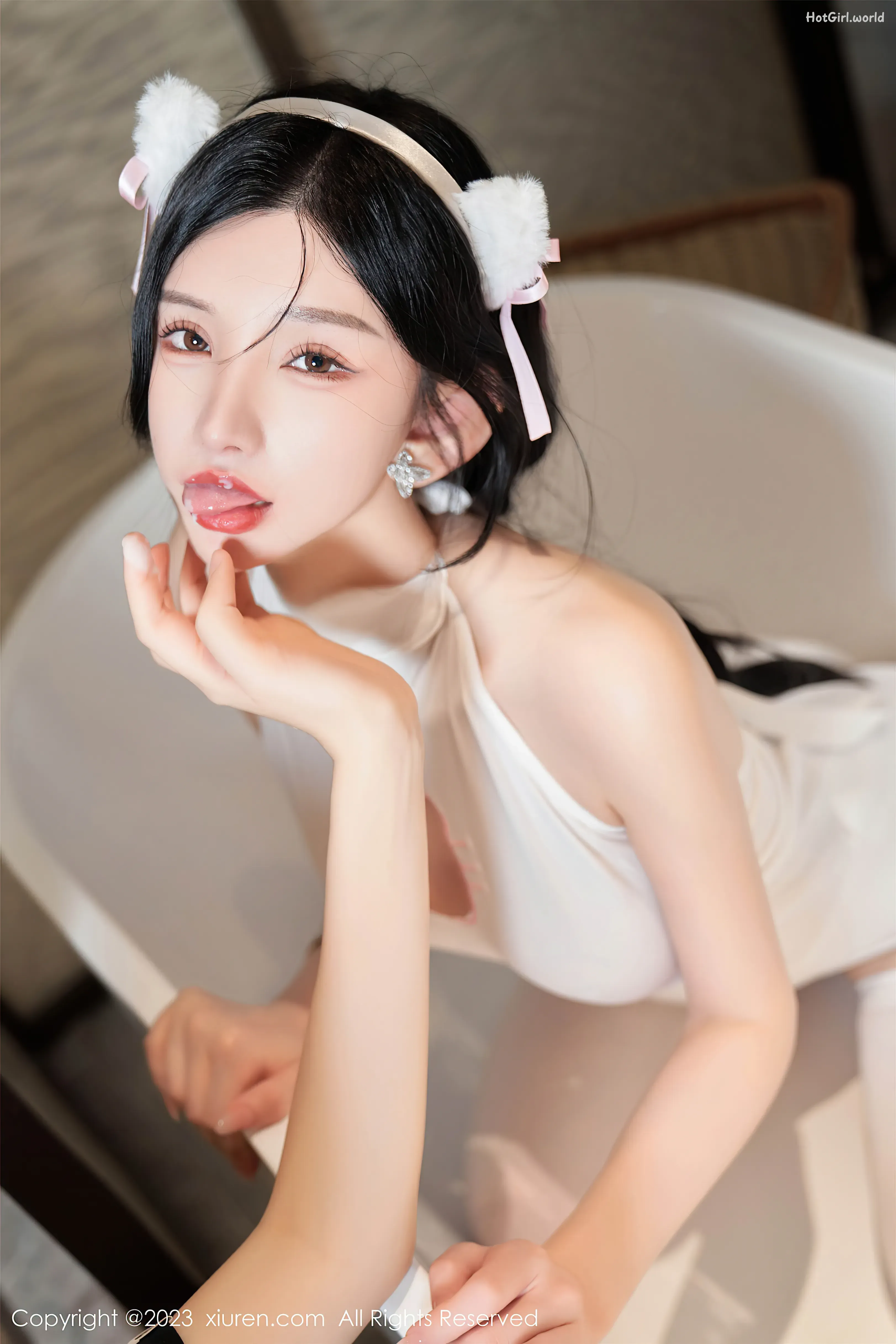 0079_hotgirl.world.webp