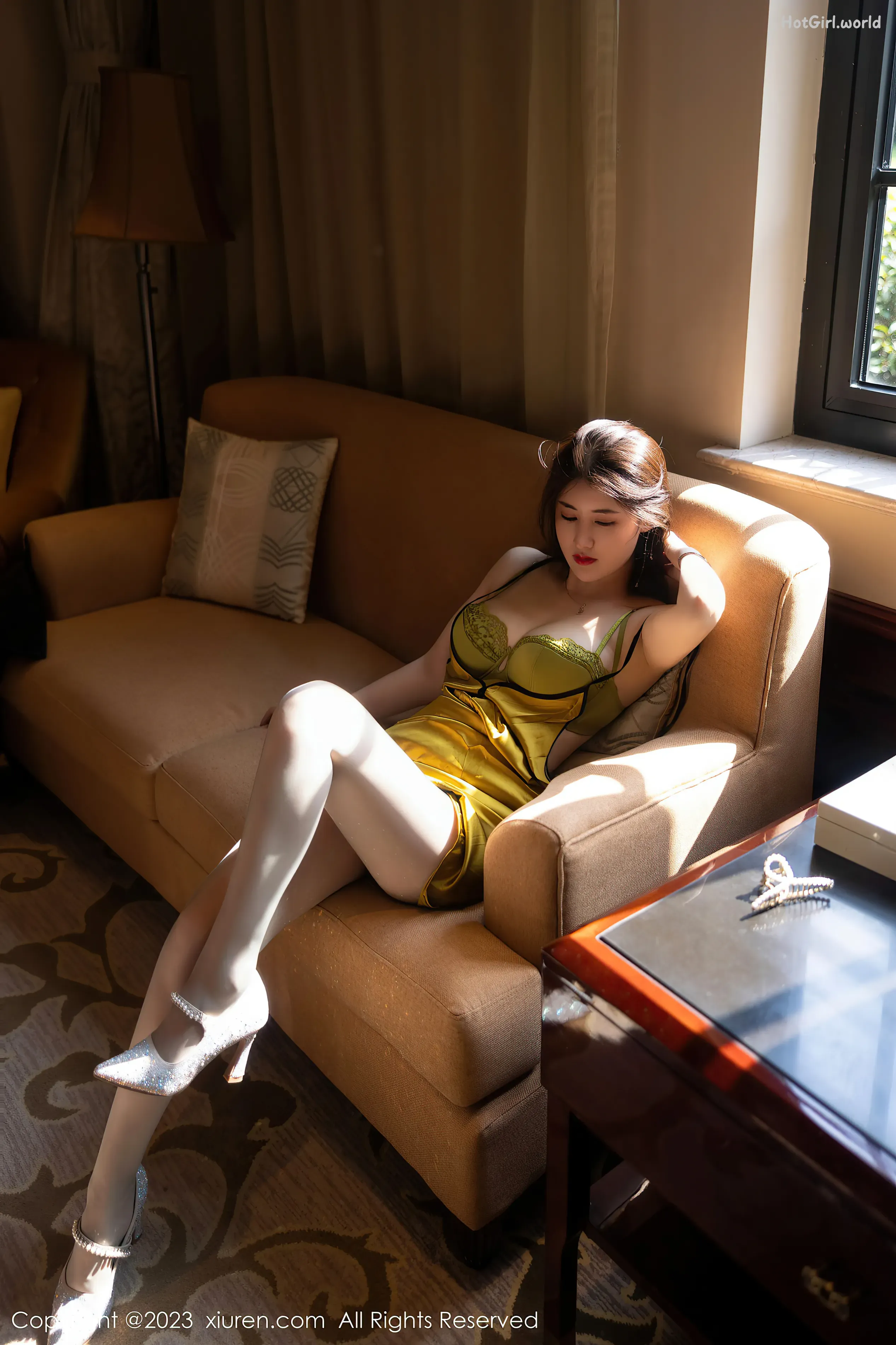 0083_hotgirl.world.webp