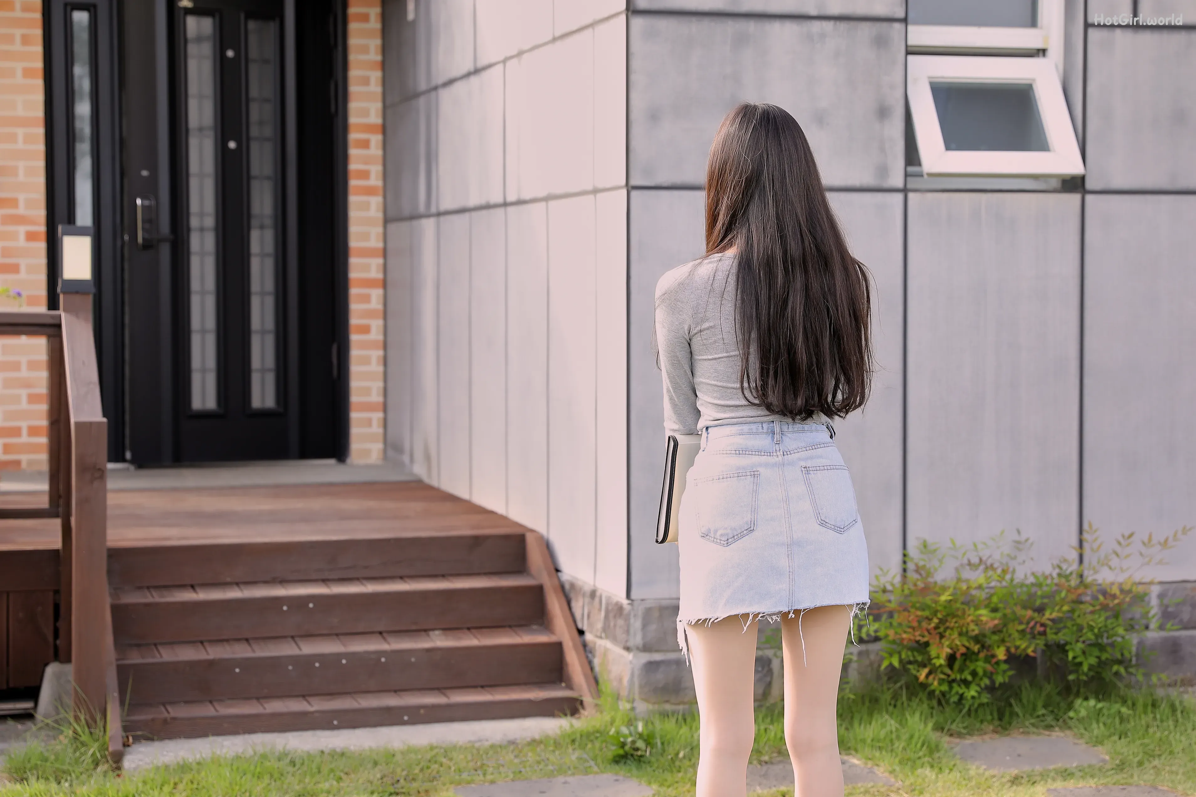 BUNNY-Risa-An-Interview-with-a-Parent-hotgirl.world-002.webp