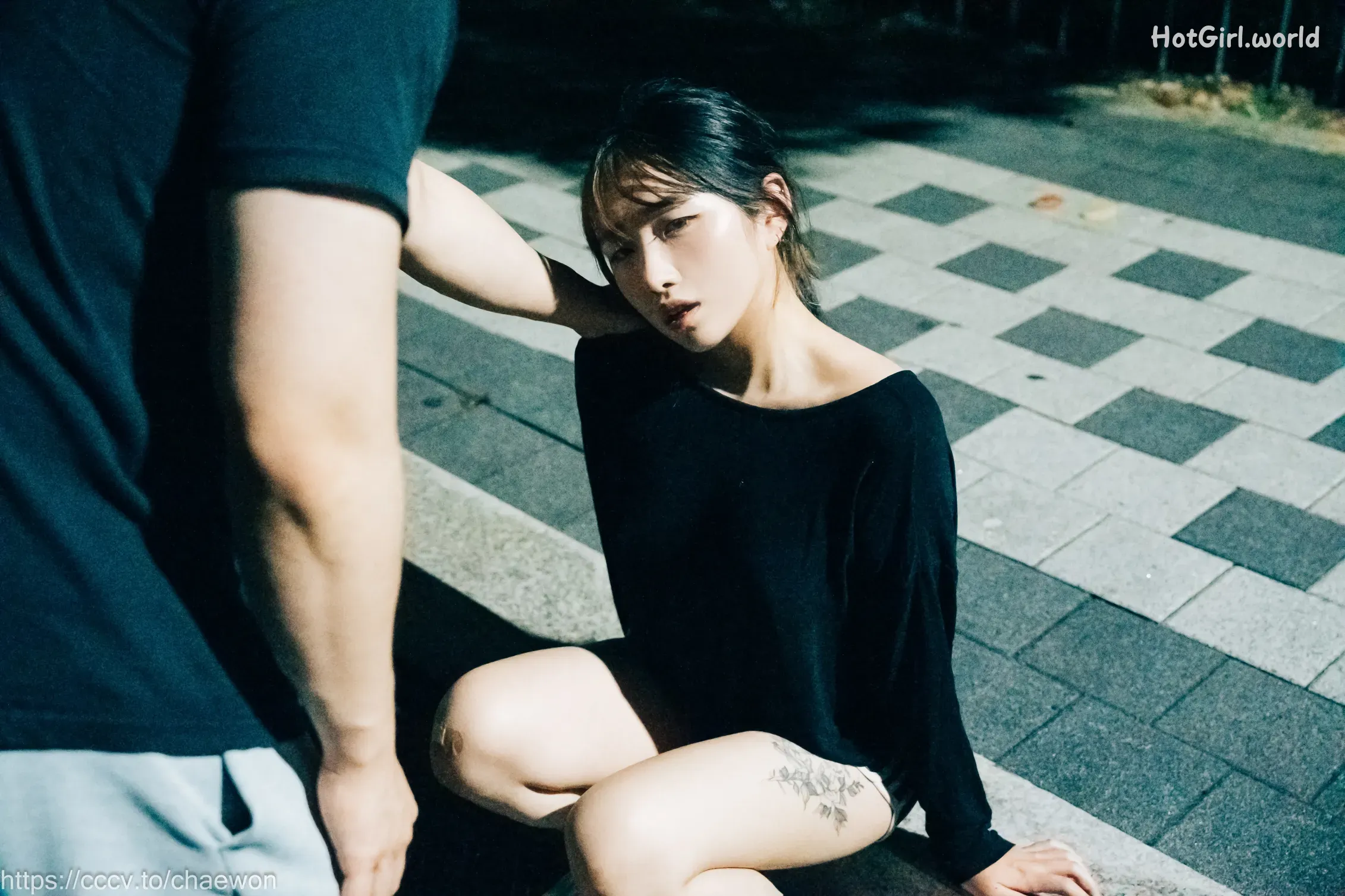 Loozy-SonSon-Public-Toilet-hotgirl.world-042.webp