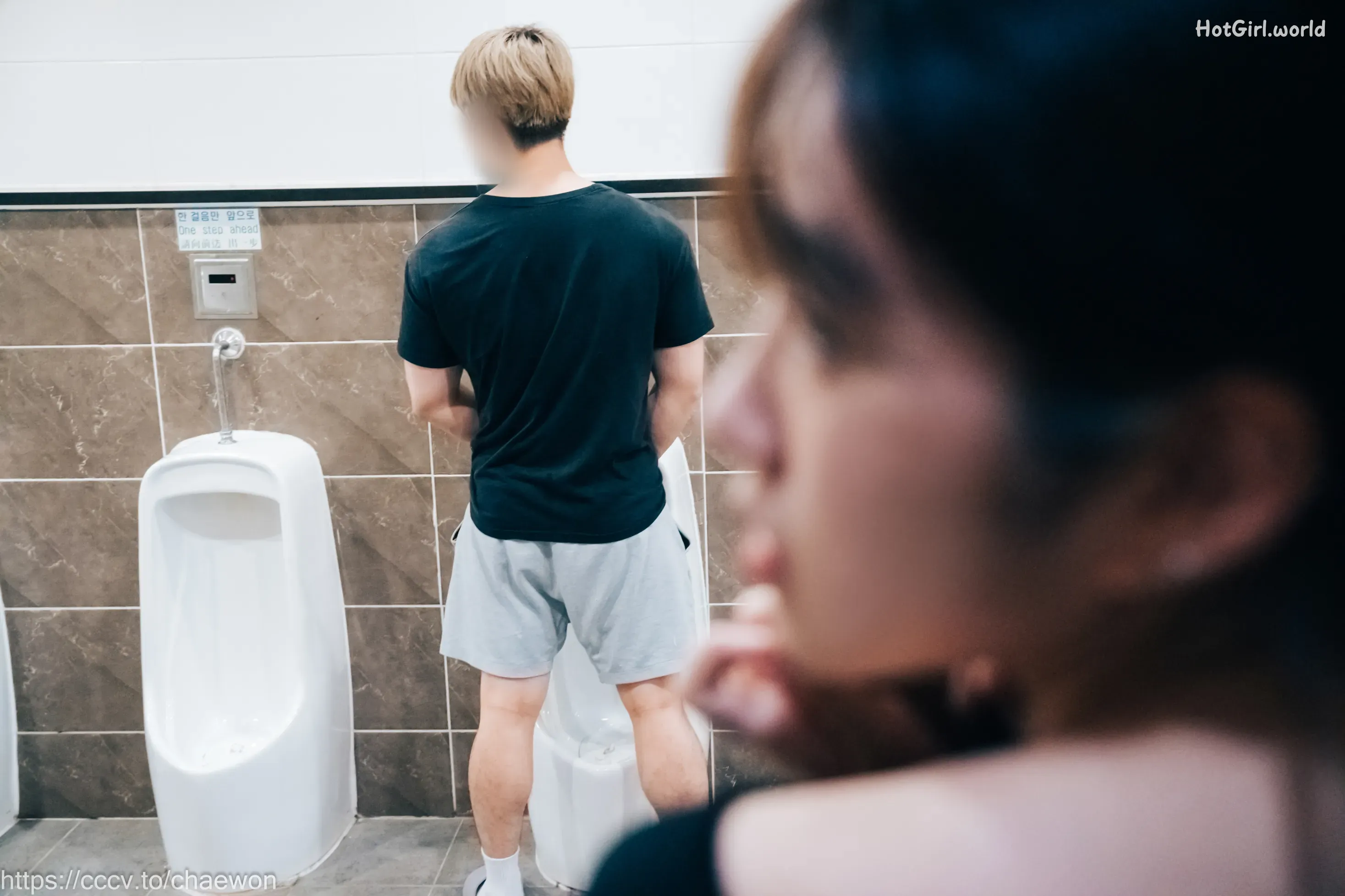 Loozy-SonSon-Public-Toilet-hotgirl.world-067.webp