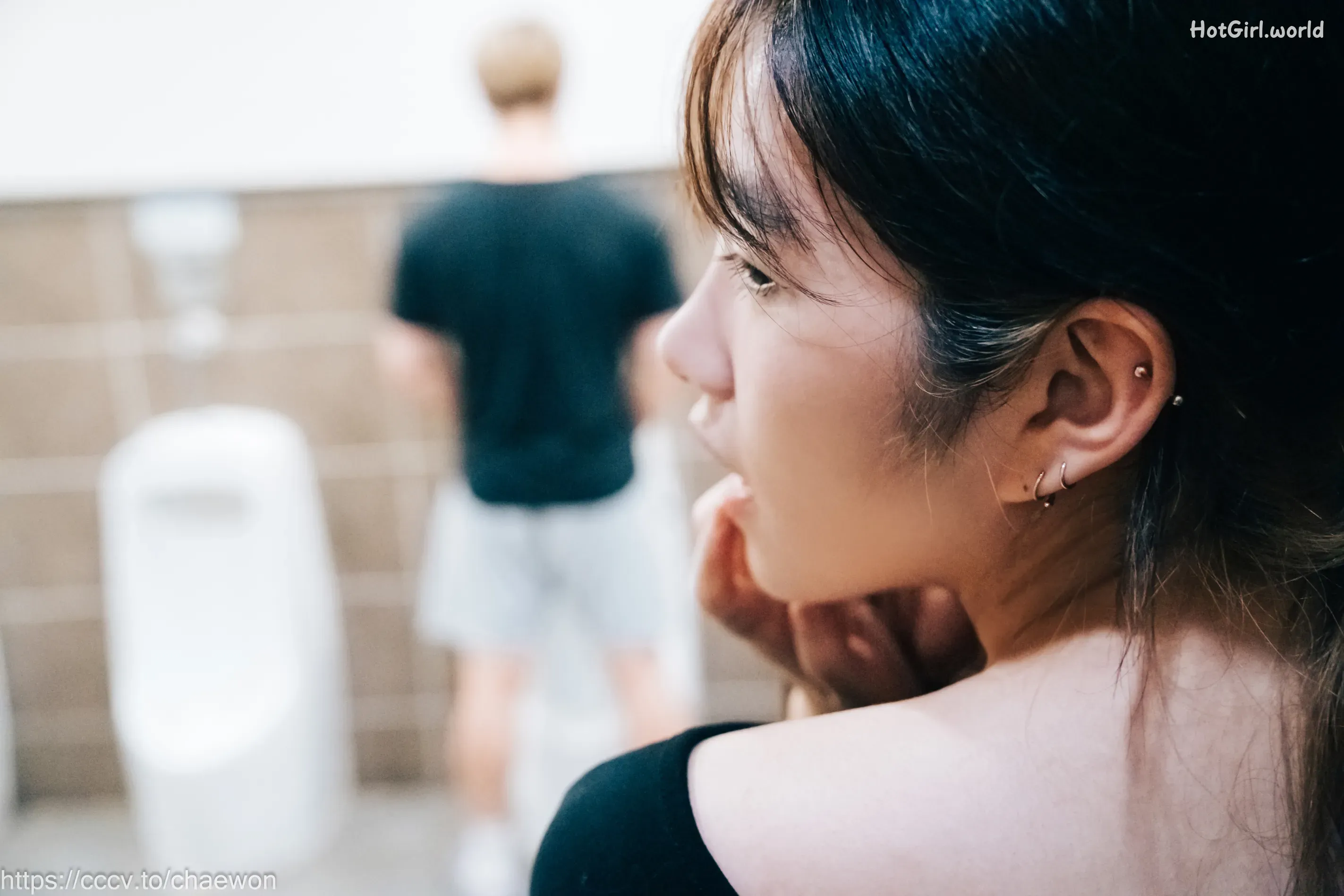 Loozy-SonSon-Public-Toilet-hotgirl.world-069.webp