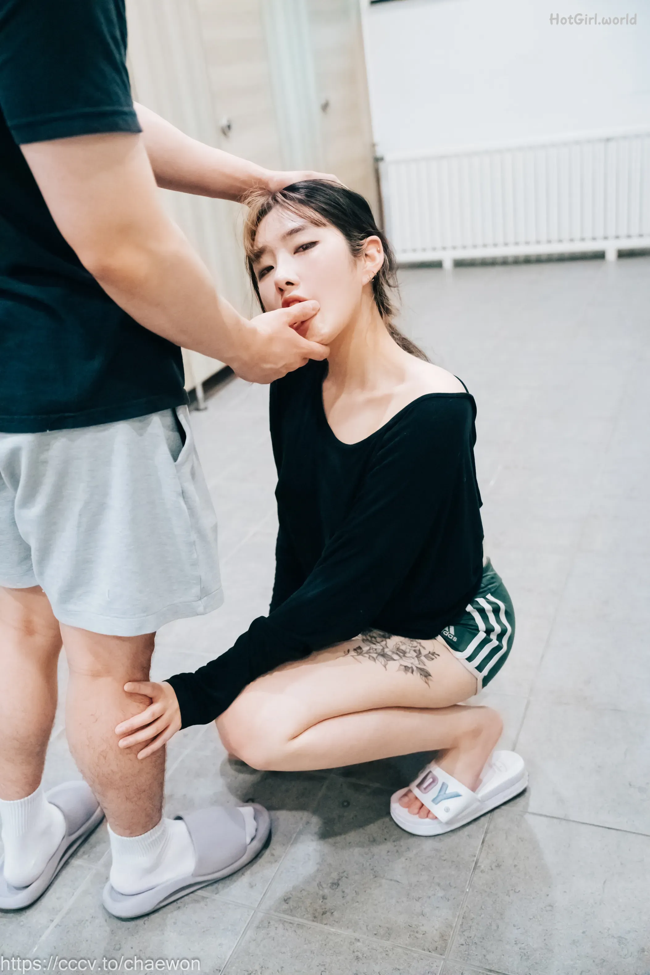 Loozy-SonSon-Public-Toilet-hotgirl.world-105.webp