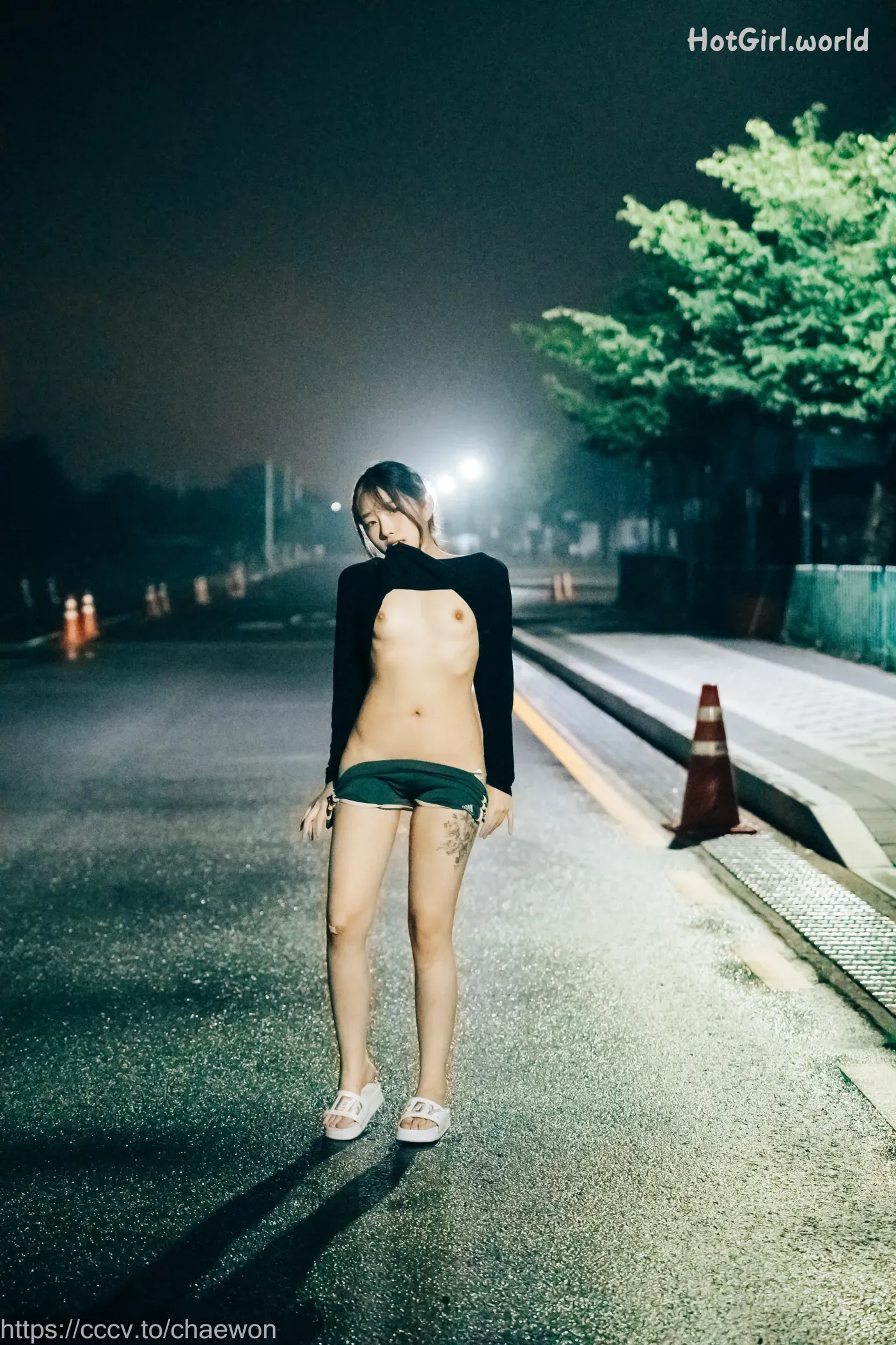 Loozy-SonSon-Public-Toilet-hotgirl.world-155.webp