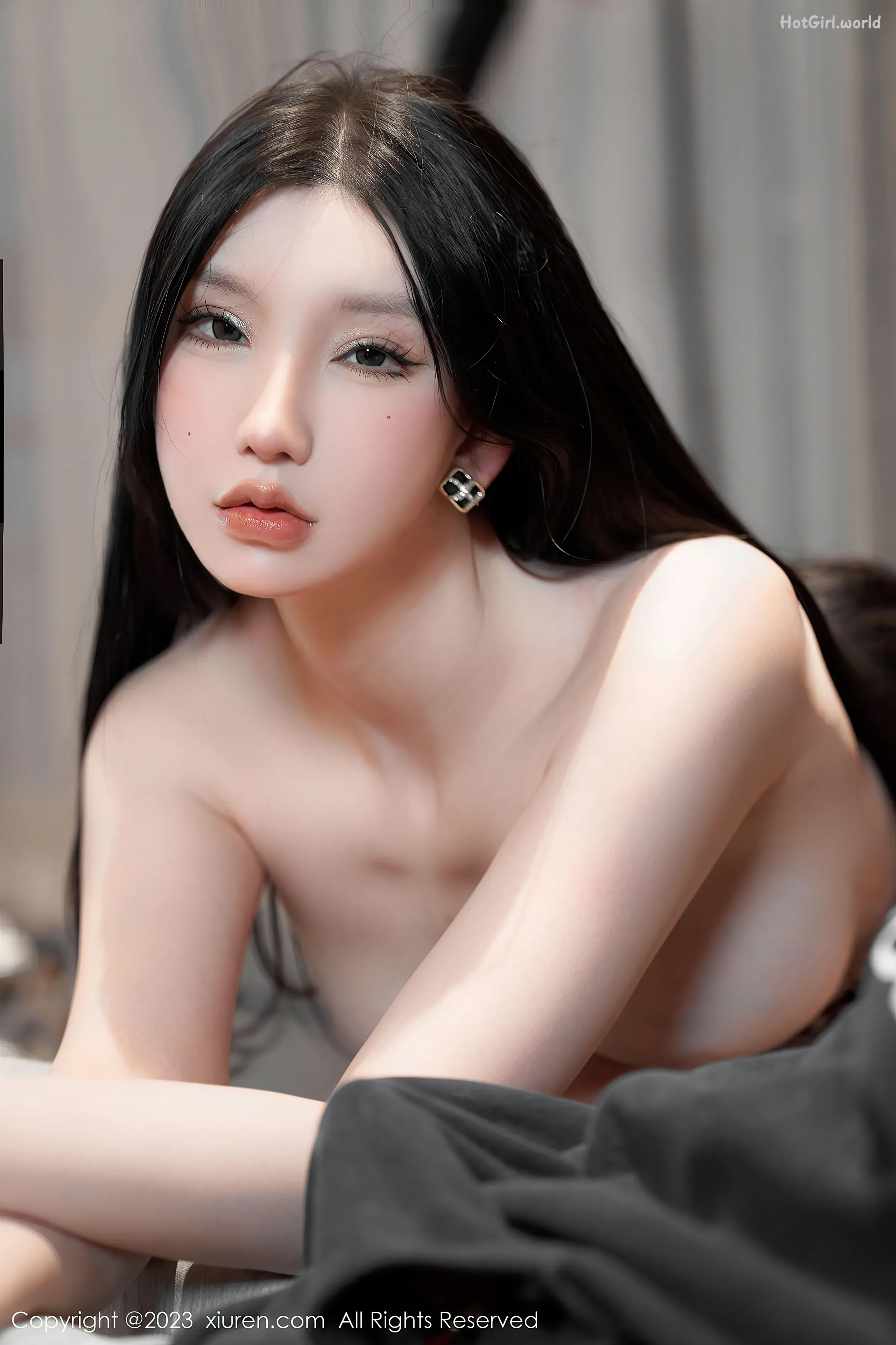 XIUREN-No.6253-Zhou-Yuxi-Sally-hotgirl.world-088.webp