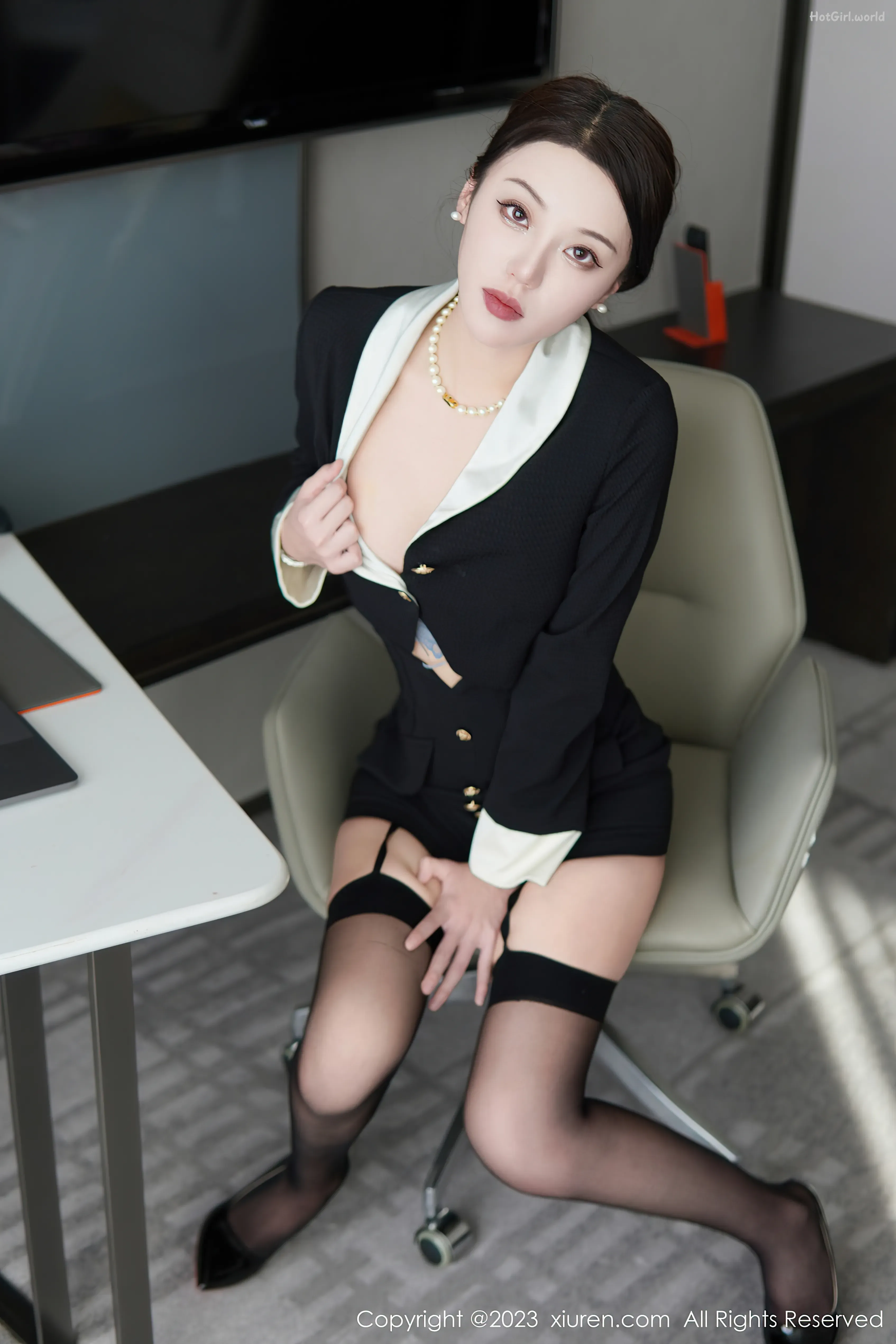 XIUREN-No.6231-Mnal-hotgirl.world-003.webp