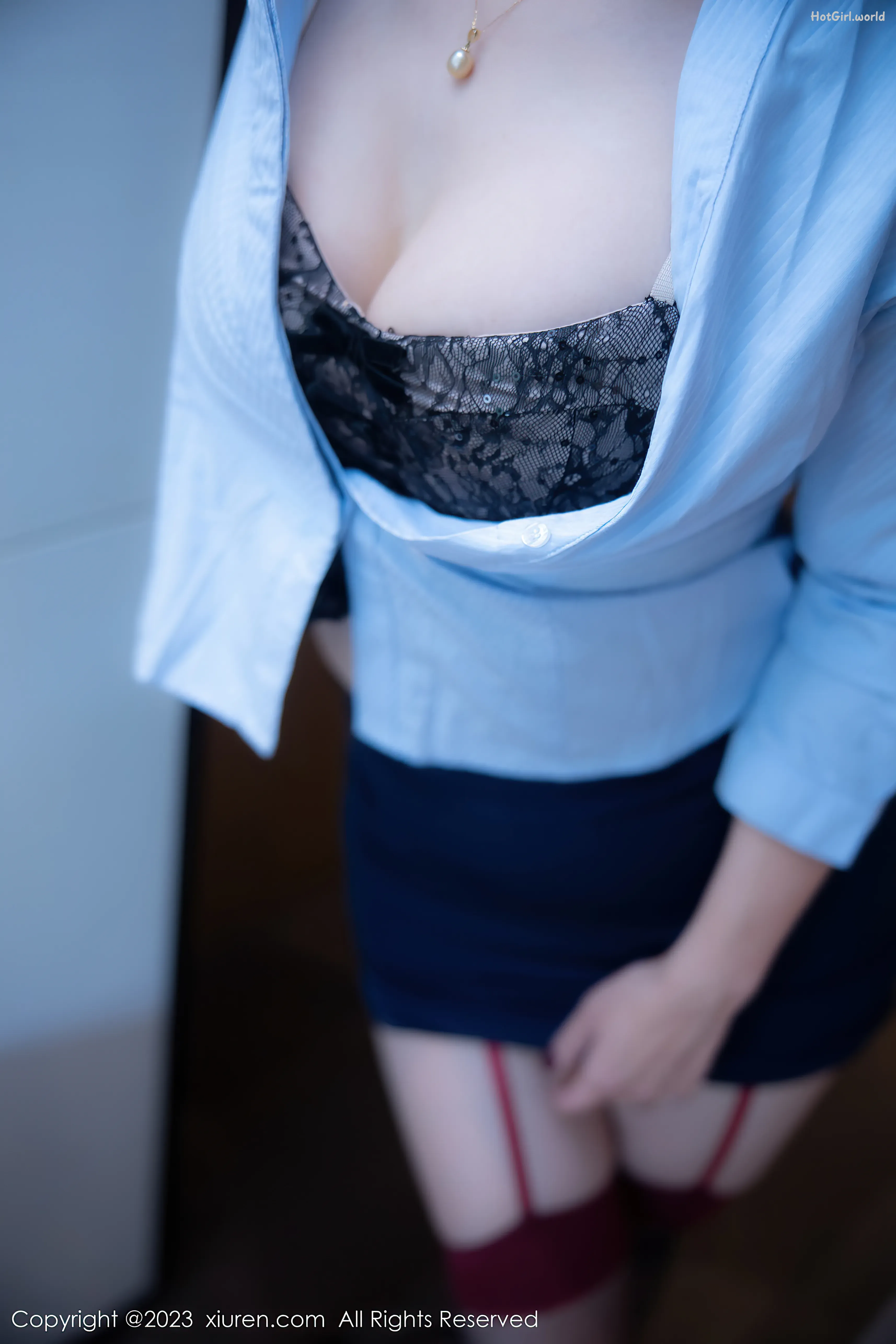 0010_hotgirl.world.webp