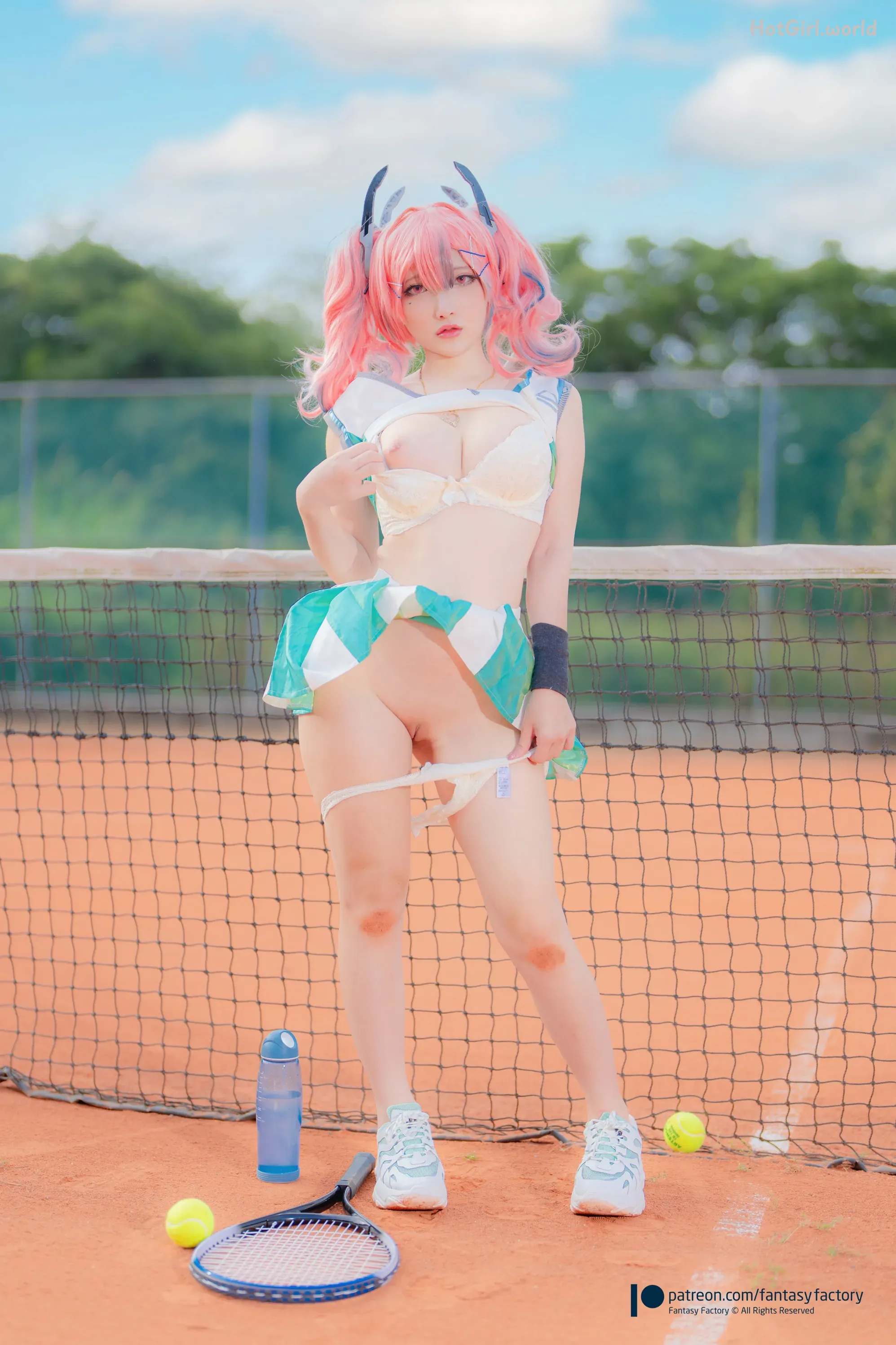 Fantasy-Factory-Patreon-Photobook-Leak-hotgirl.world-067.webp
