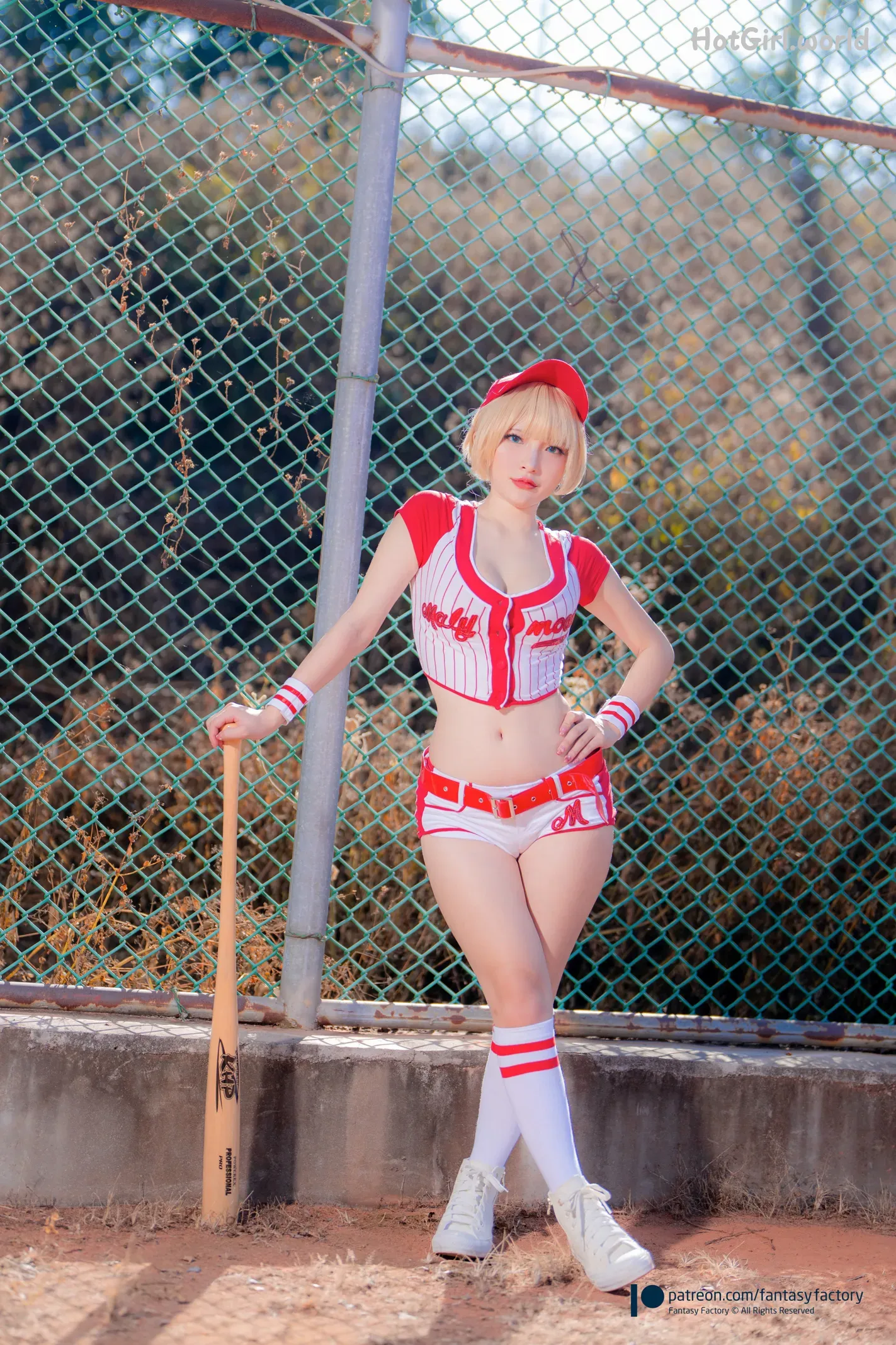 Fantasy-Factory-Patreon-Photobook-Leak-hotgirl.world-092.webp
