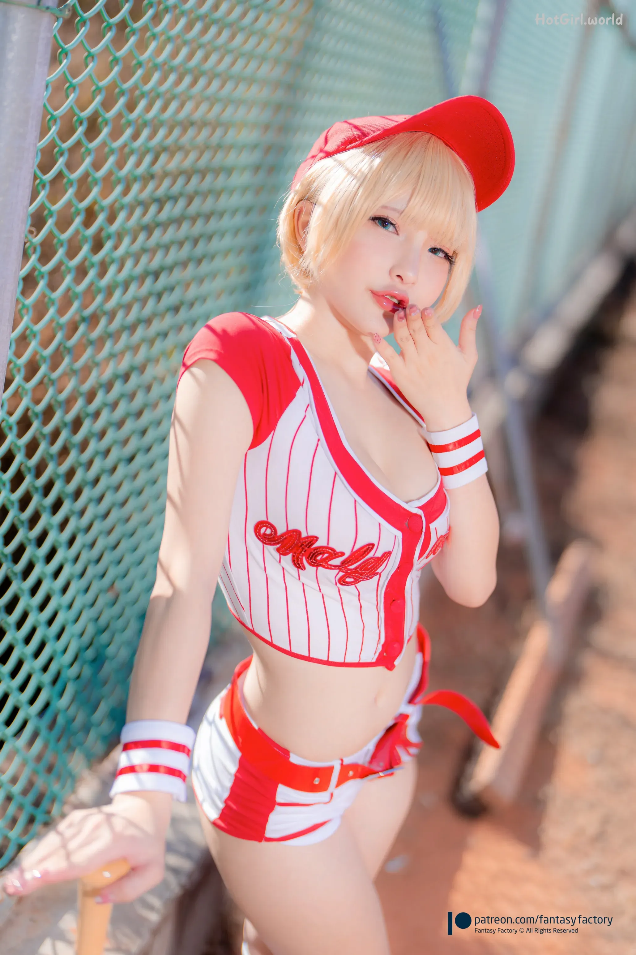 Fantasy-Factory-Patreon-Photobook-Leak-hotgirl.world-094.webp