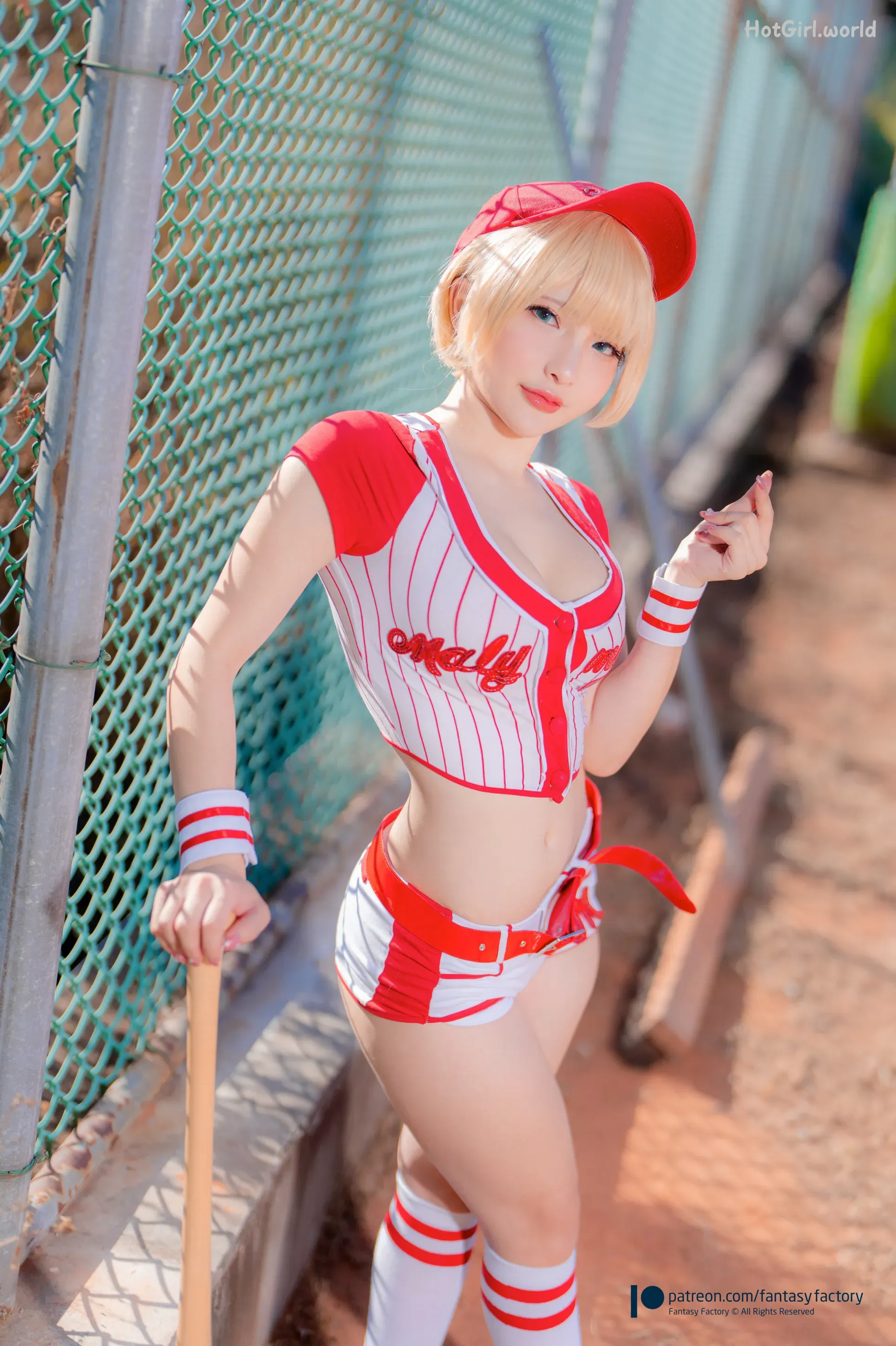 Fantasy-Factory-Patreon-Photobook-Leak-hotgirl.world-095.webp