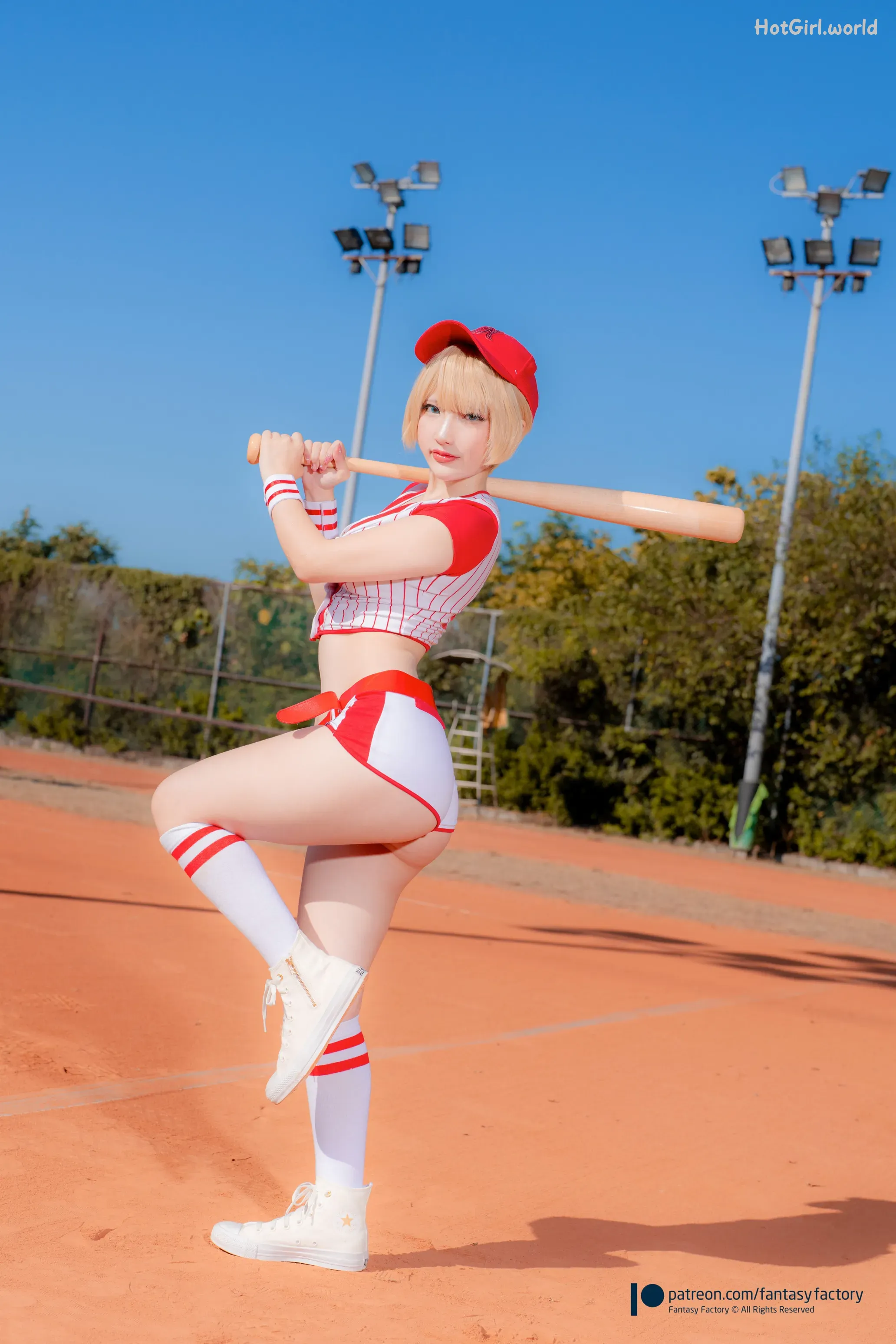 Fantasy-Factory-Patreon-Photobook-Leak-hotgirl.world-098.webp
