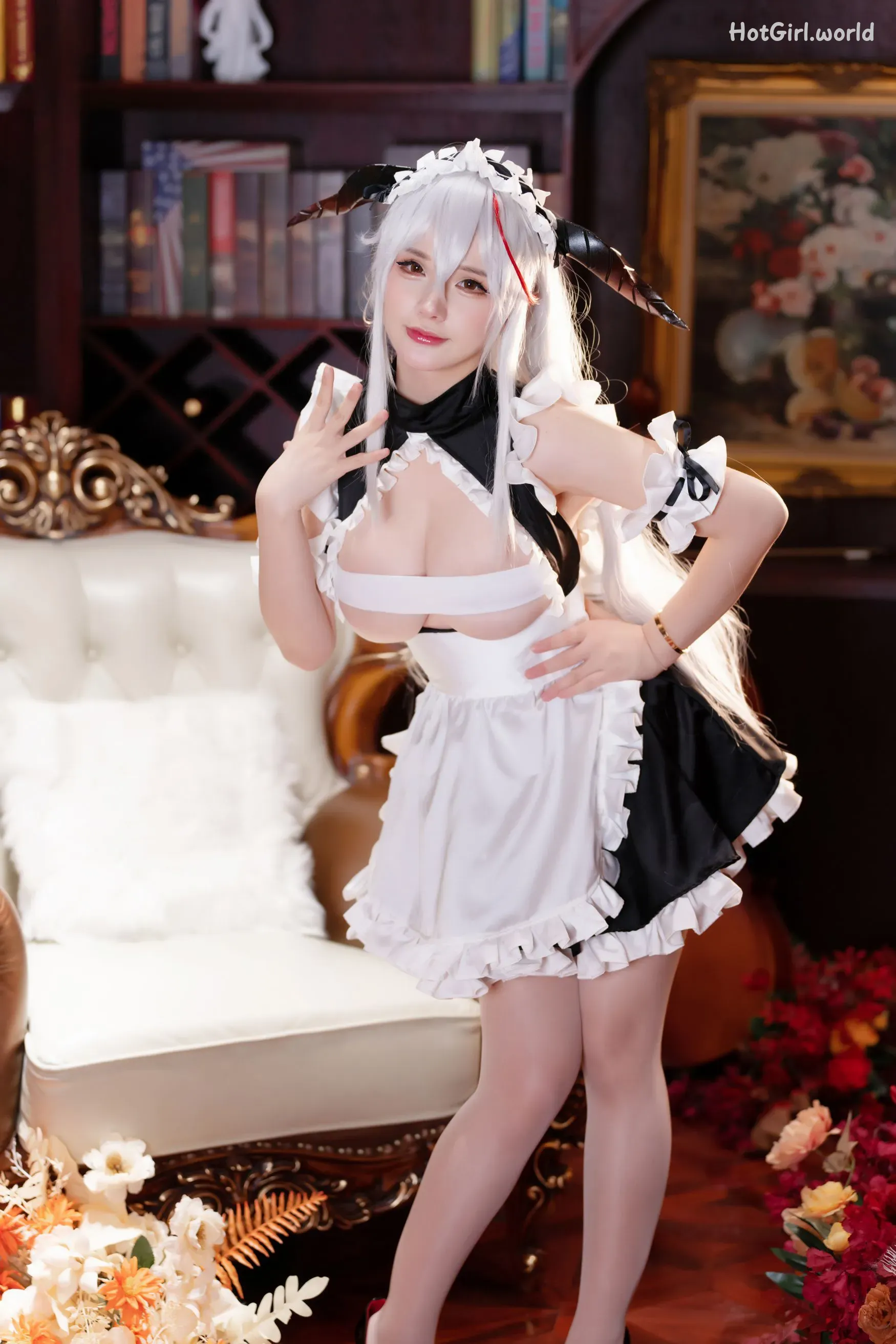 Coser-rr-hotgirl.world-005.webp