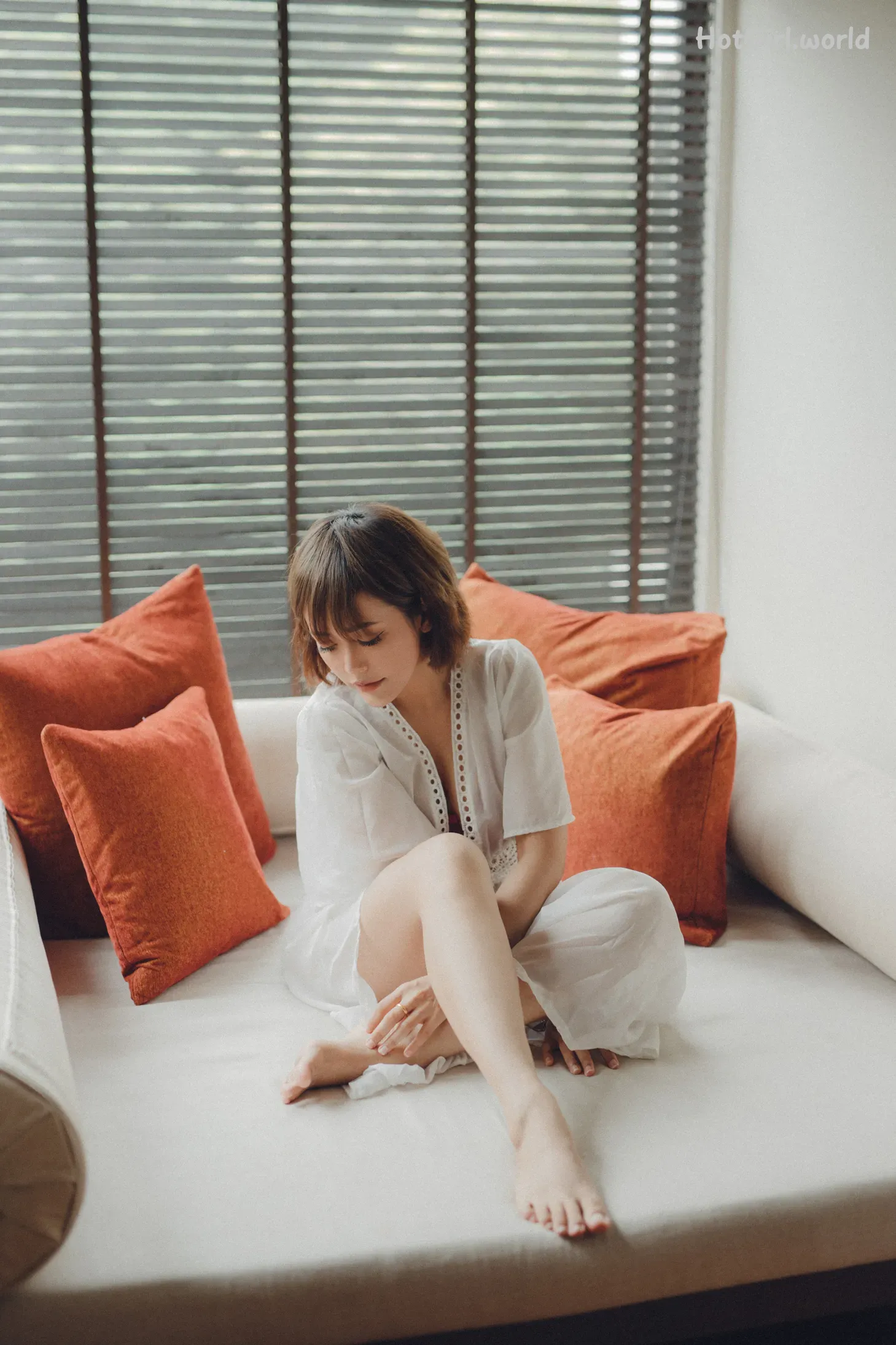 May-Vol.1-Warm Sunlight(74 photos + 24 uncensored photos)