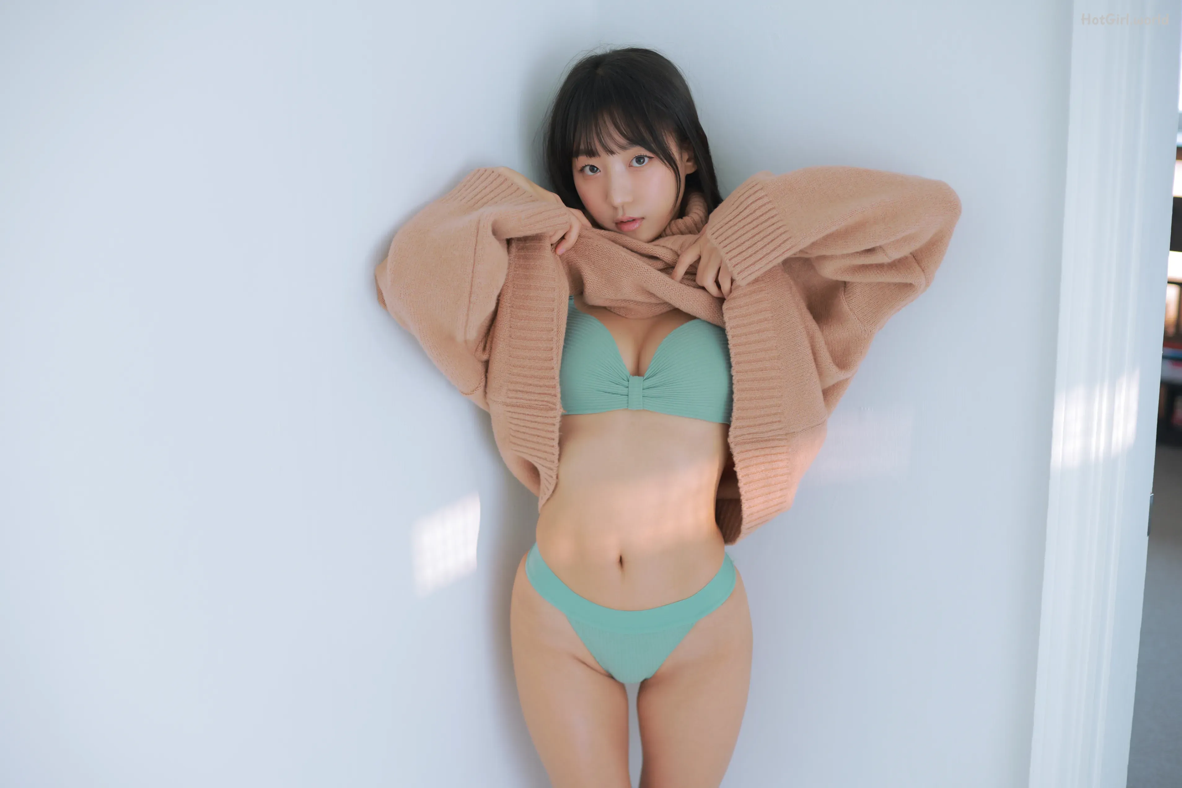 Eunji-Pyo-DJ-Henney-COZY-and-WET-hotgirl.world-103_hotgirl.world.webp
