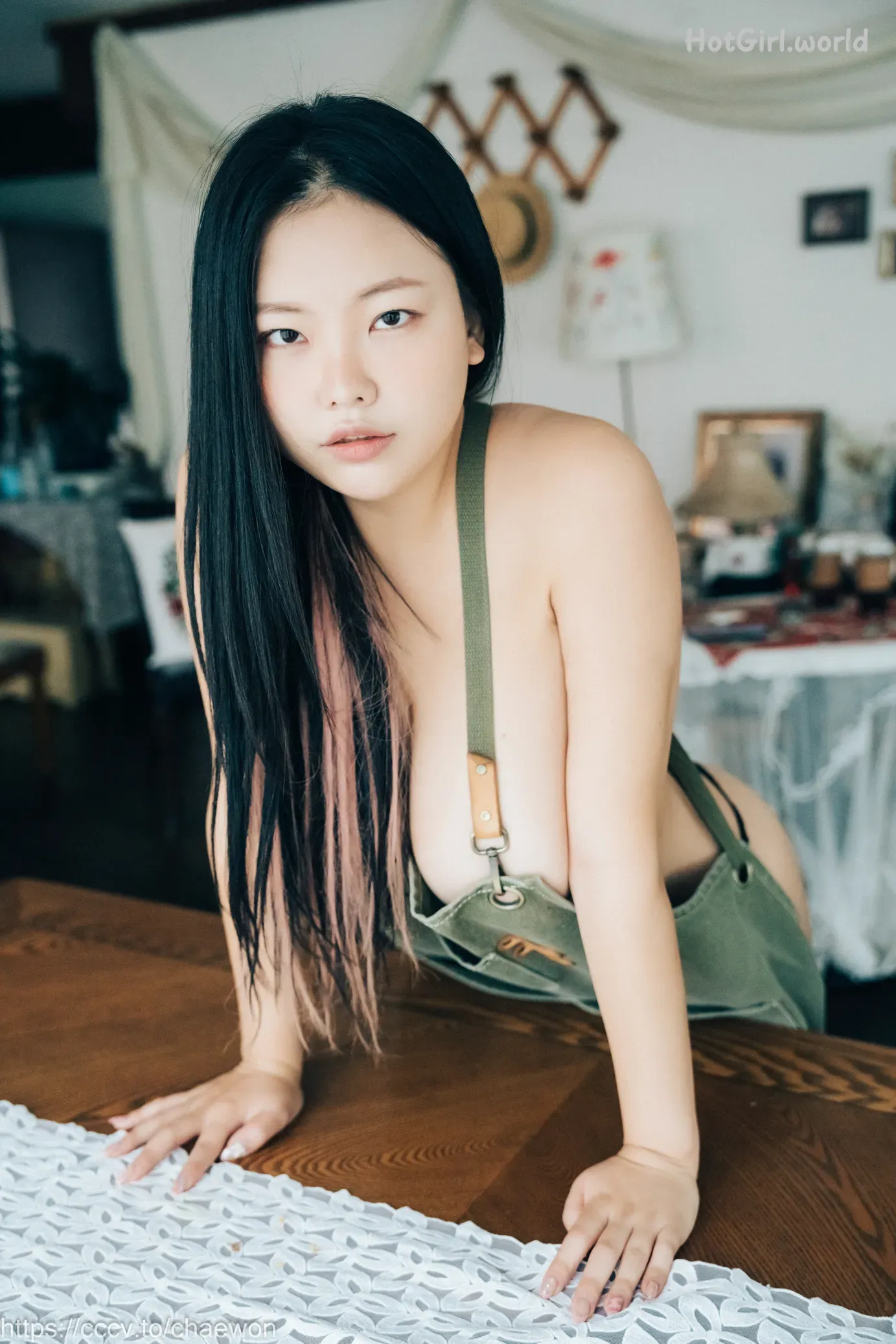Loozy-Ssunskey-Role-Cafe-hotgirl.world-111.webp