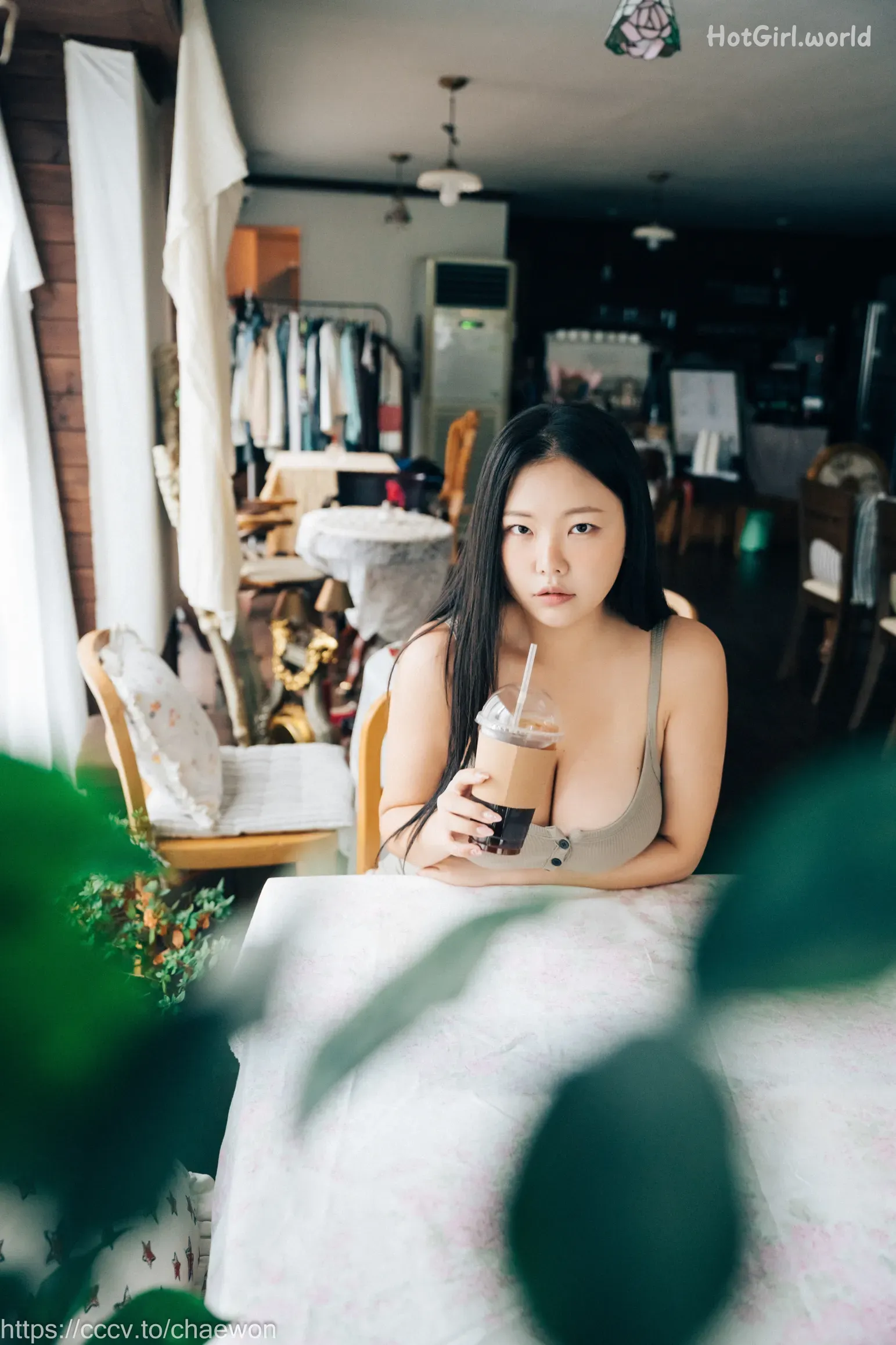 Loozy-Ssunskey-Role-Cafe-hotgirl.world-134.webp