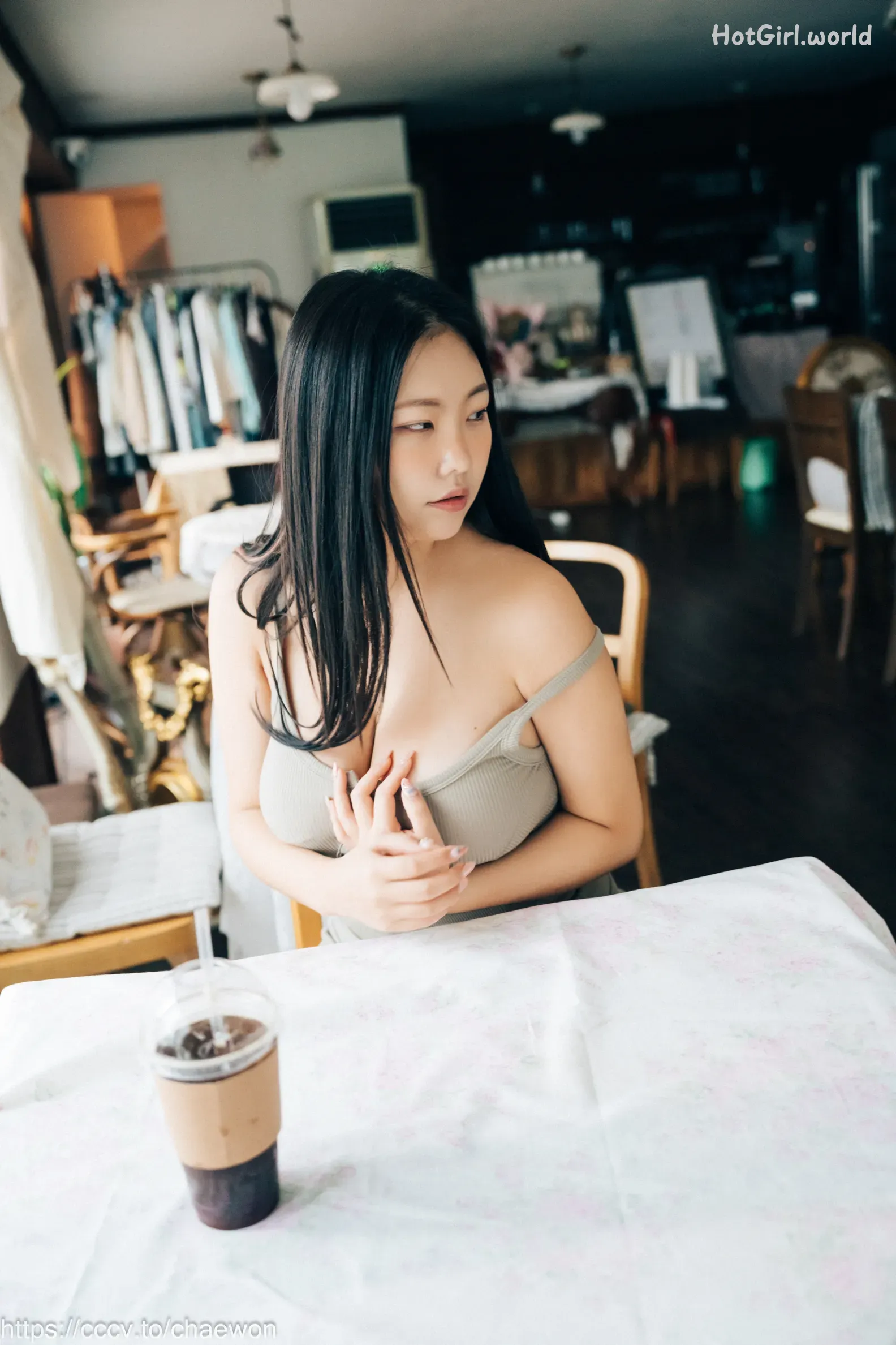 Loozy-Ssunskey-Role-Cafe-hotgirl.world-147.webp