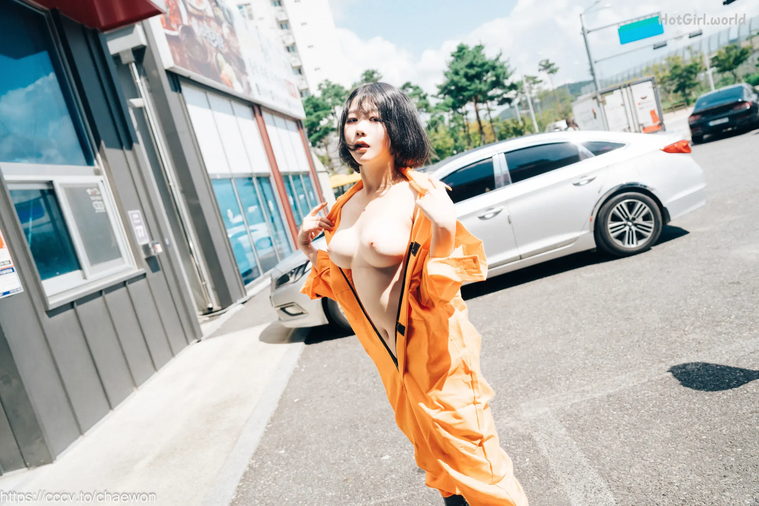 Loozy-Zia-Garage-Girl-hotgirl.world-129.webp