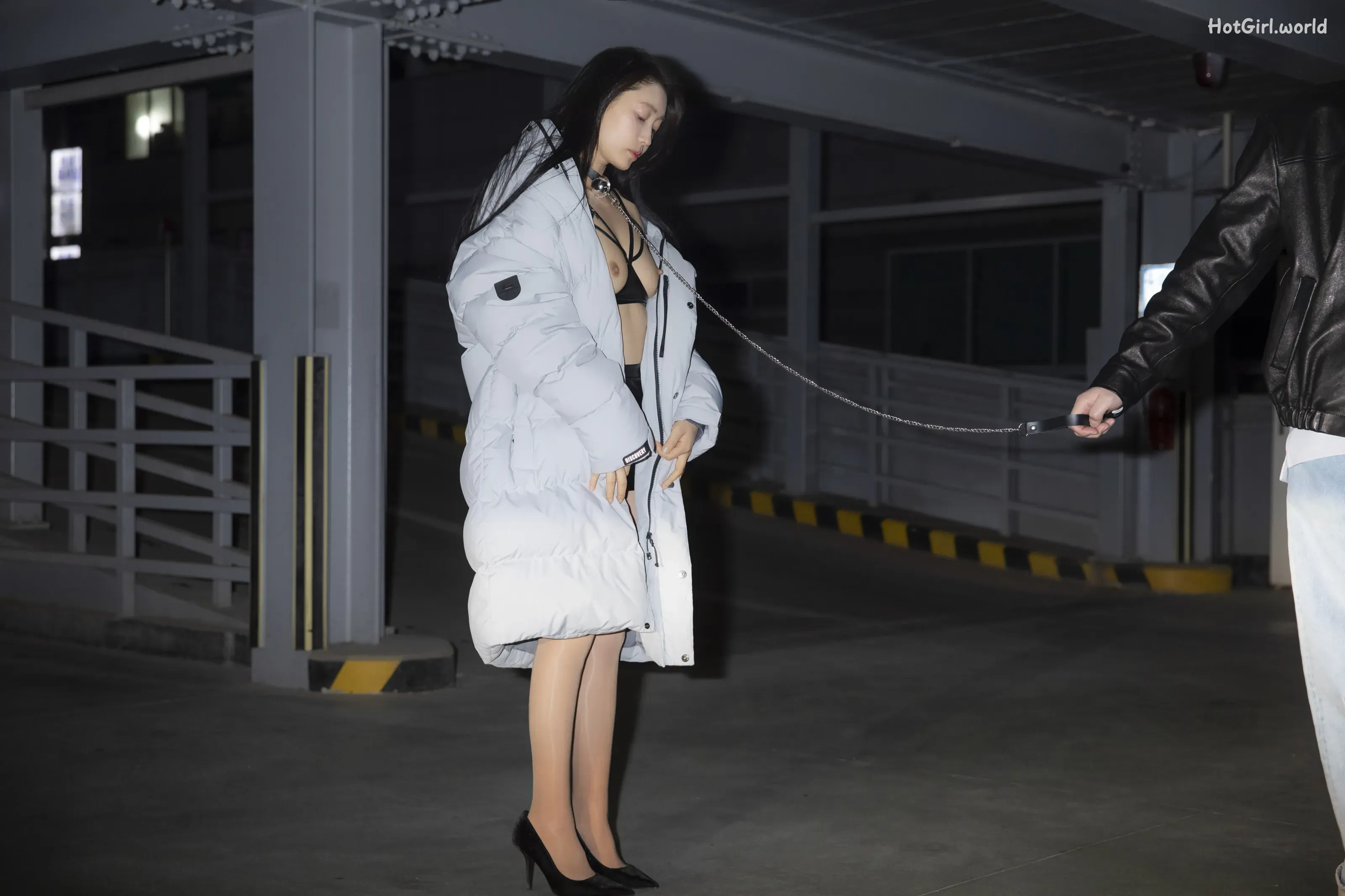 BUNNY-LeeHa-A-Lady-in-The-Office-S.4-Weakness-hotgirl.world-082.webp