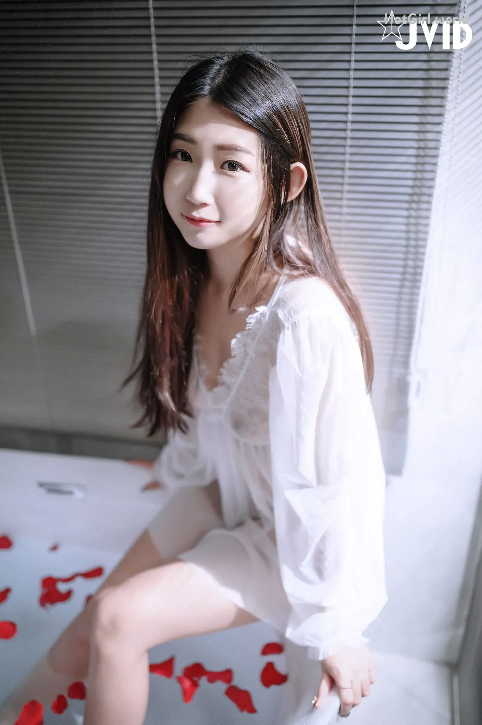 148_hotgirl.world.webp