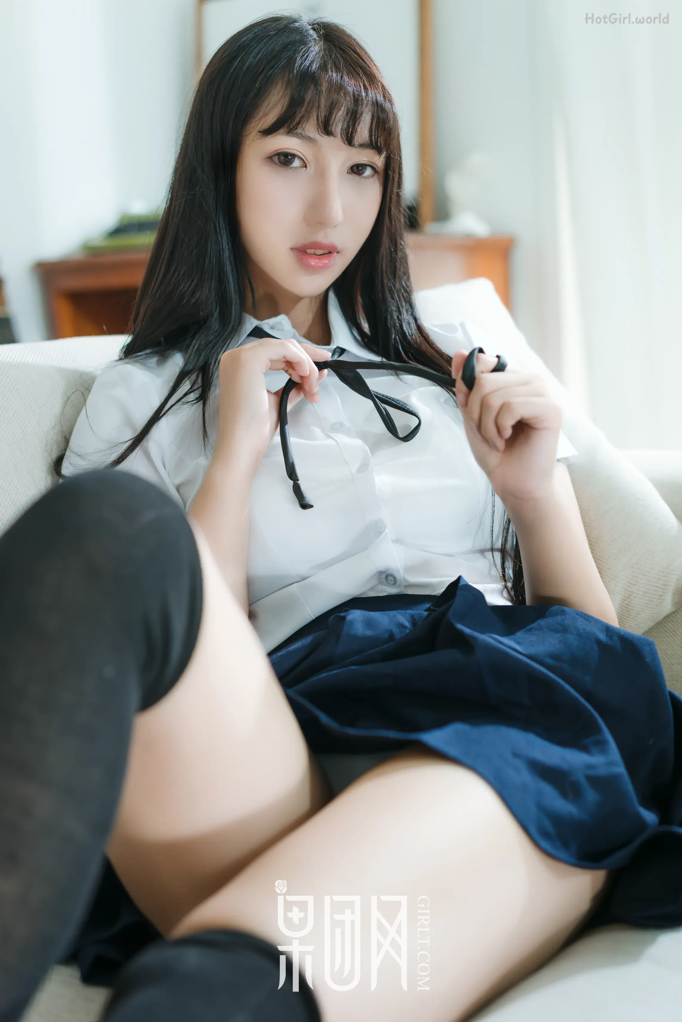 0006_hotgirl.world.webp