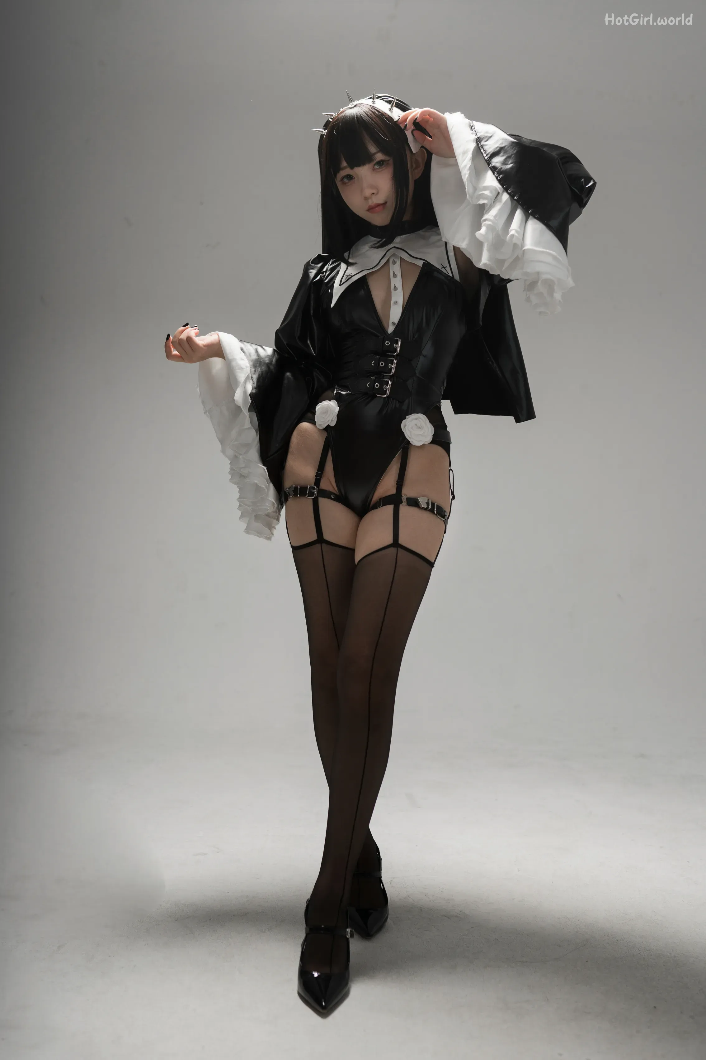 Coser-Hua-Ling-hotgirl.world-075.webp