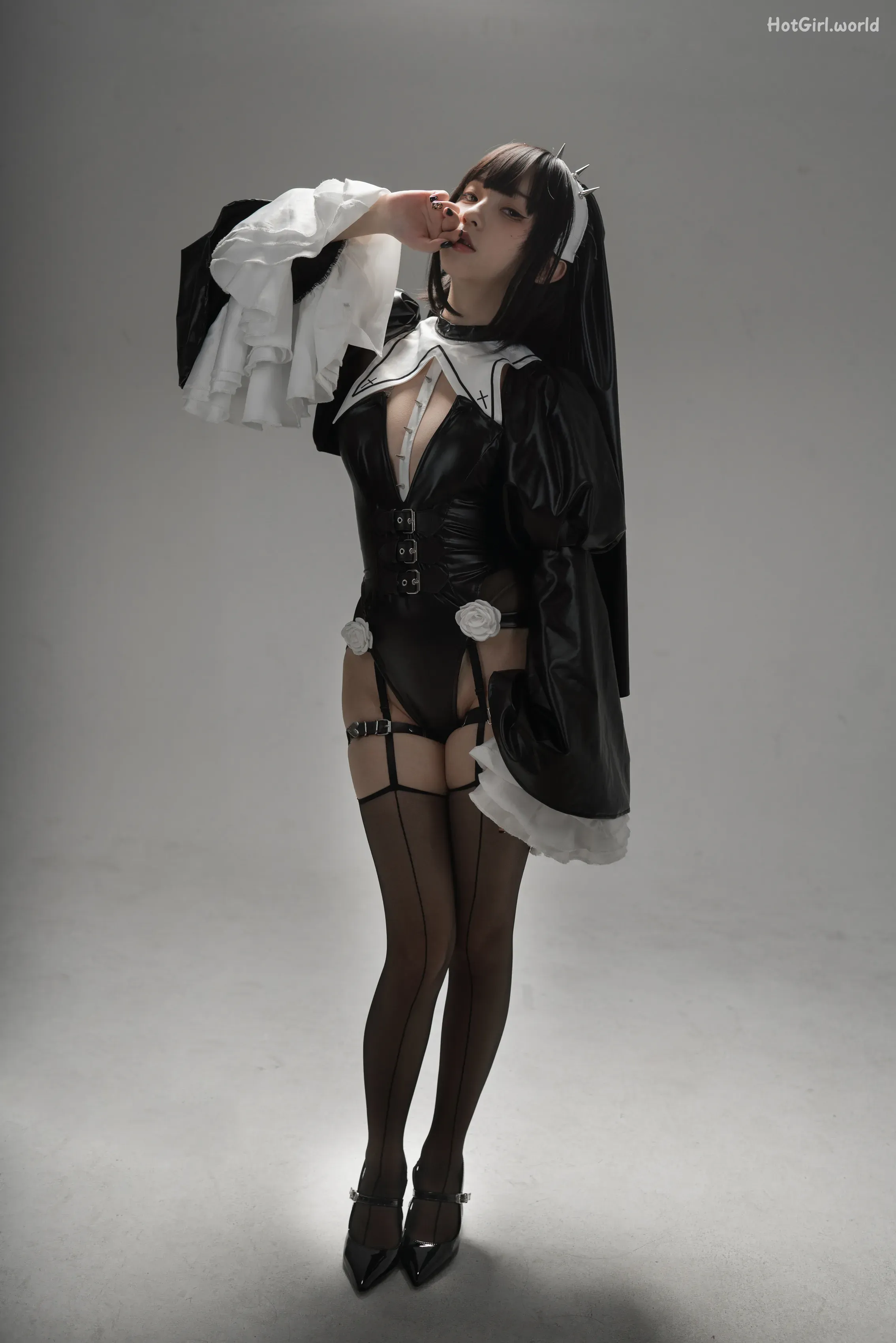 Coser-Hua-Ling-hotgirl.world-076.webp