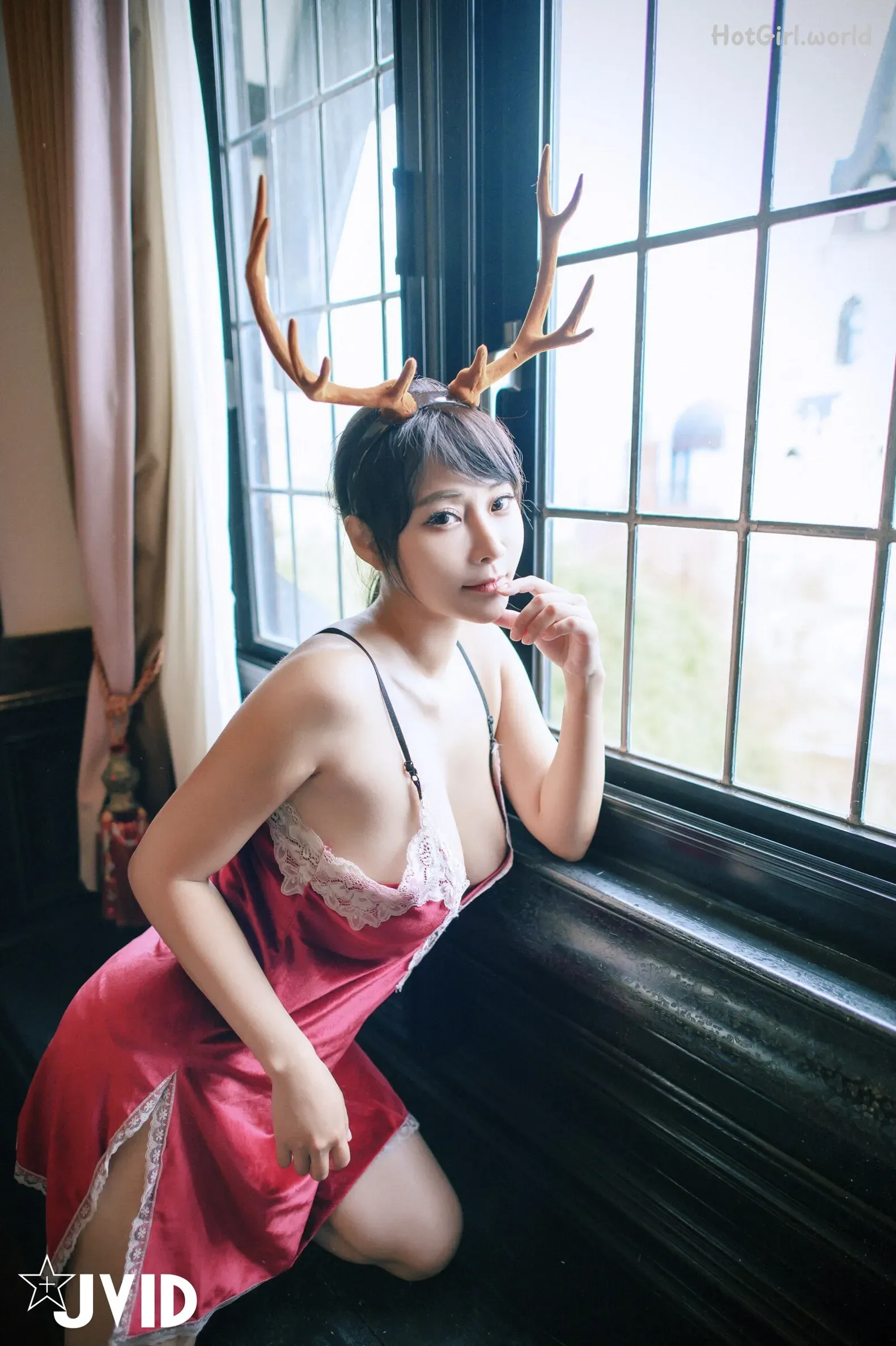 081_hotgirl.world.webp