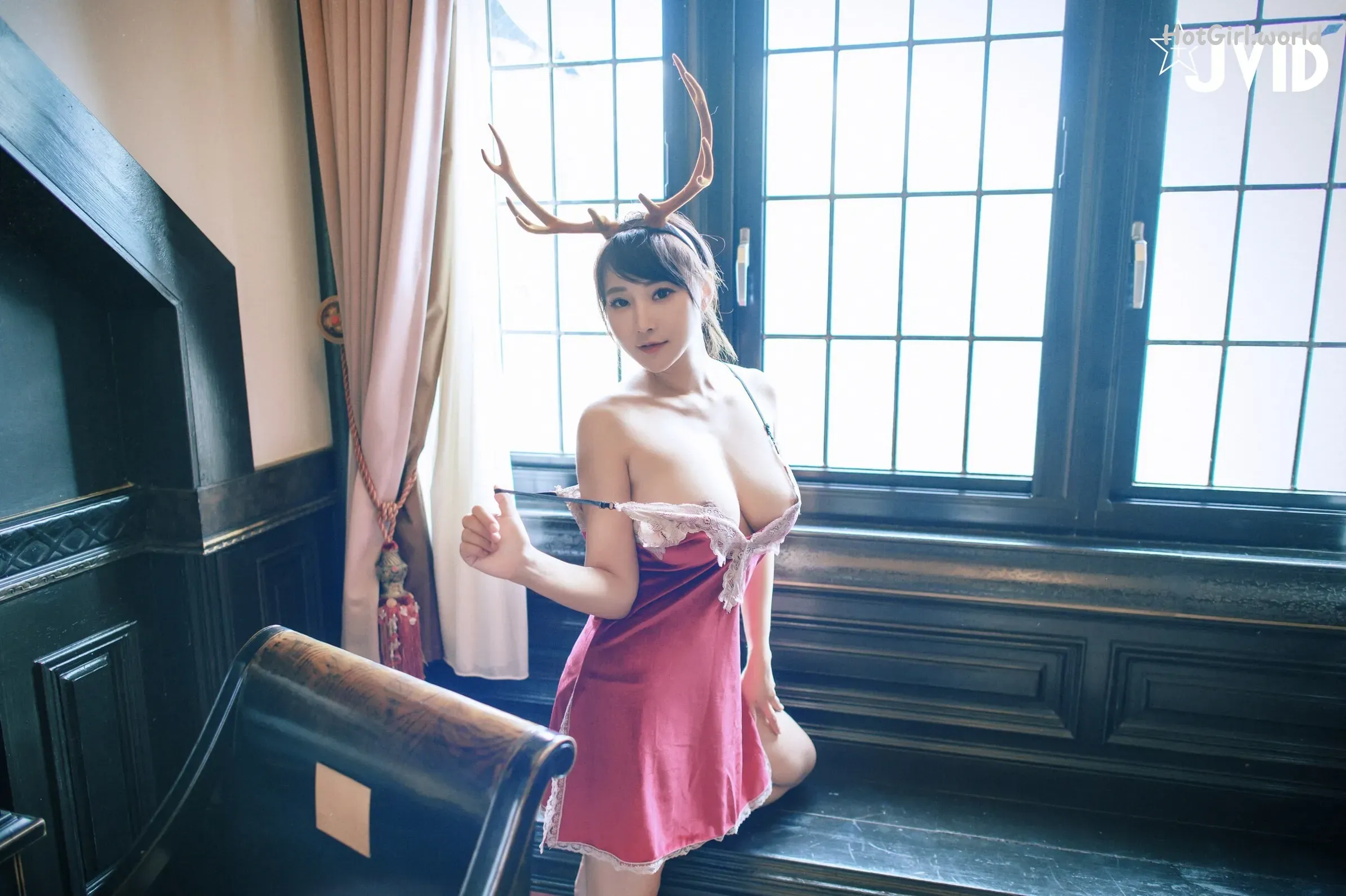 087_hotgirl.world.webp