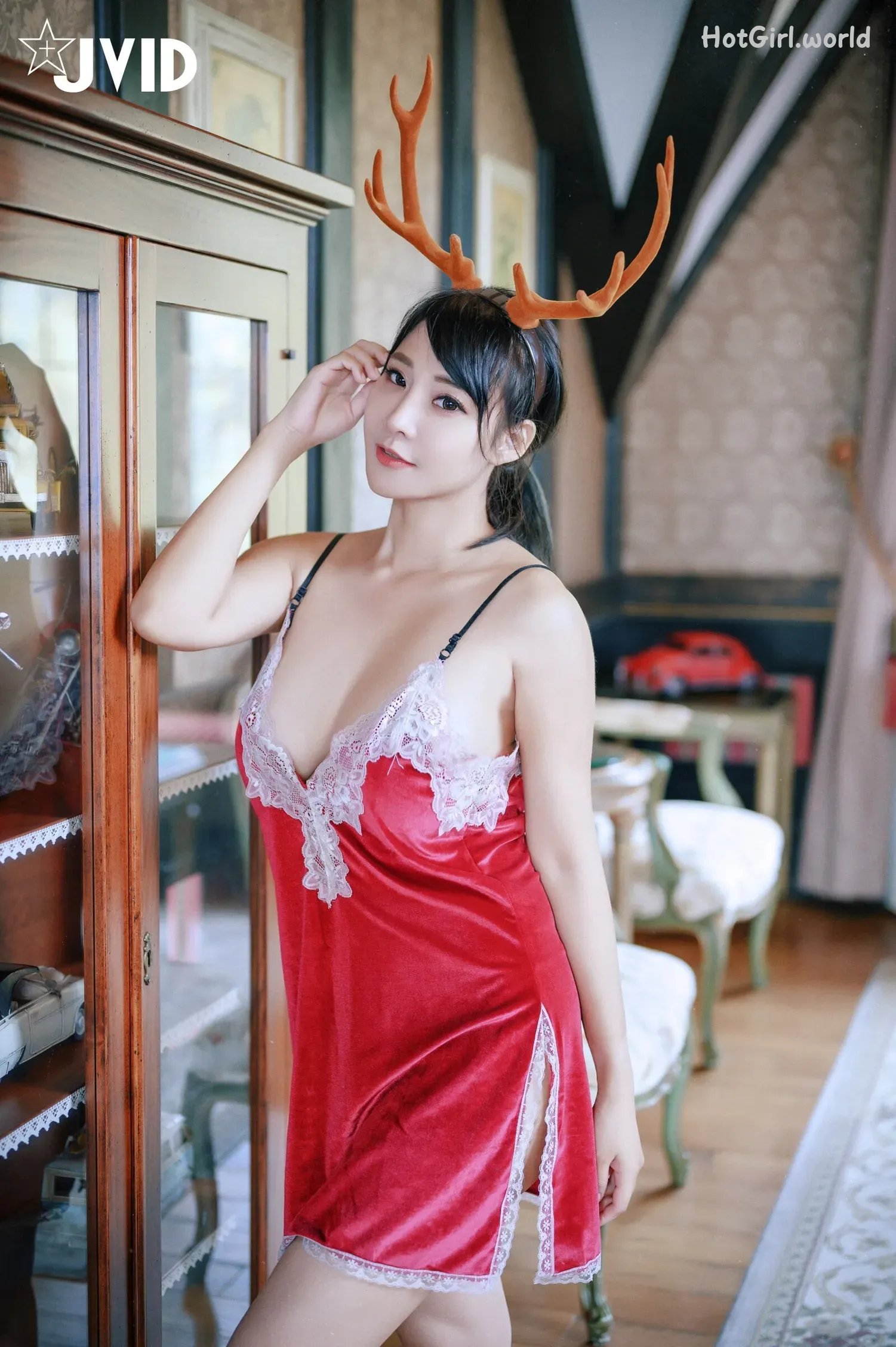 094_hotgirl.world.webp