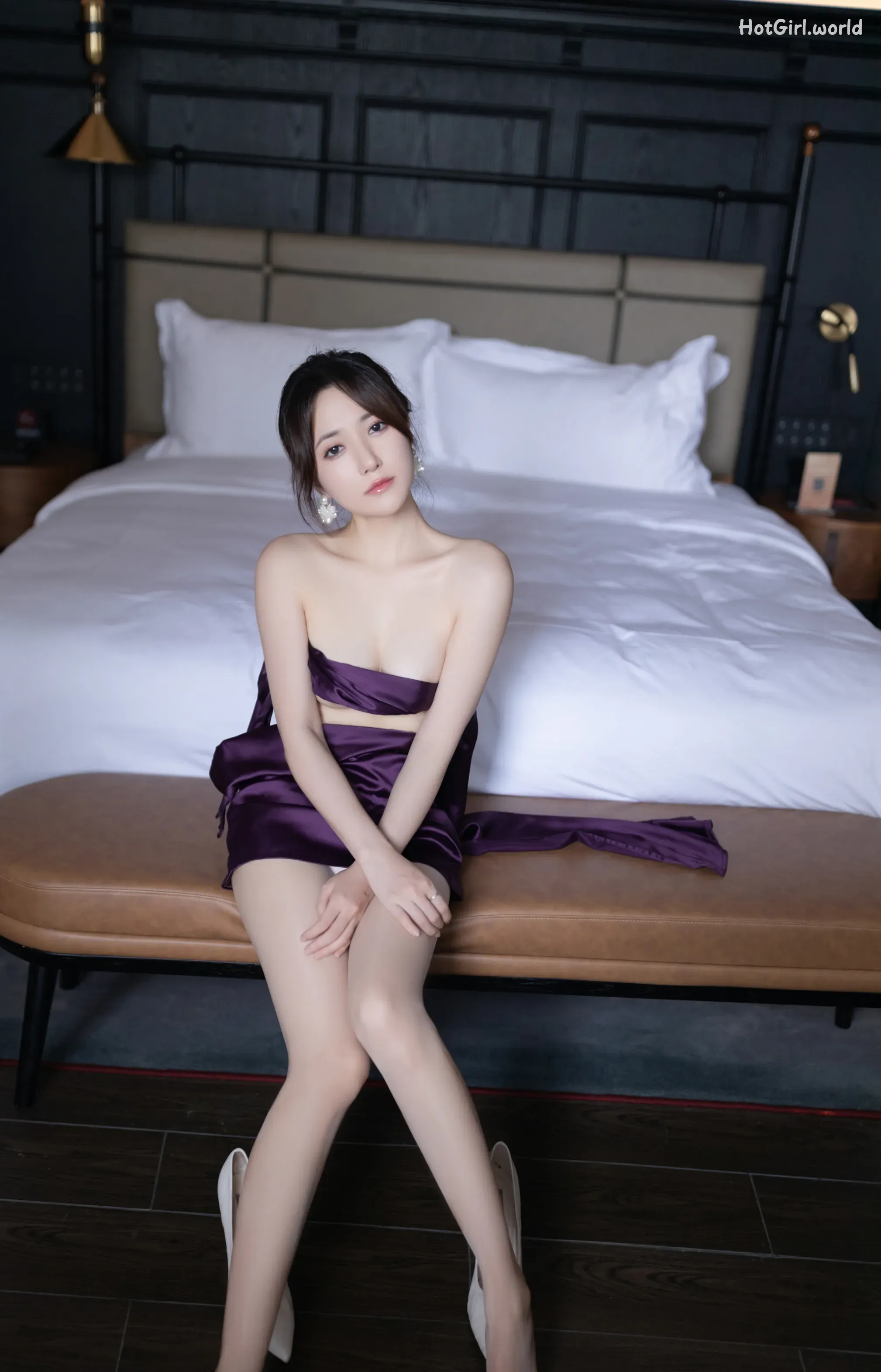 060_hotgirl.world.webp