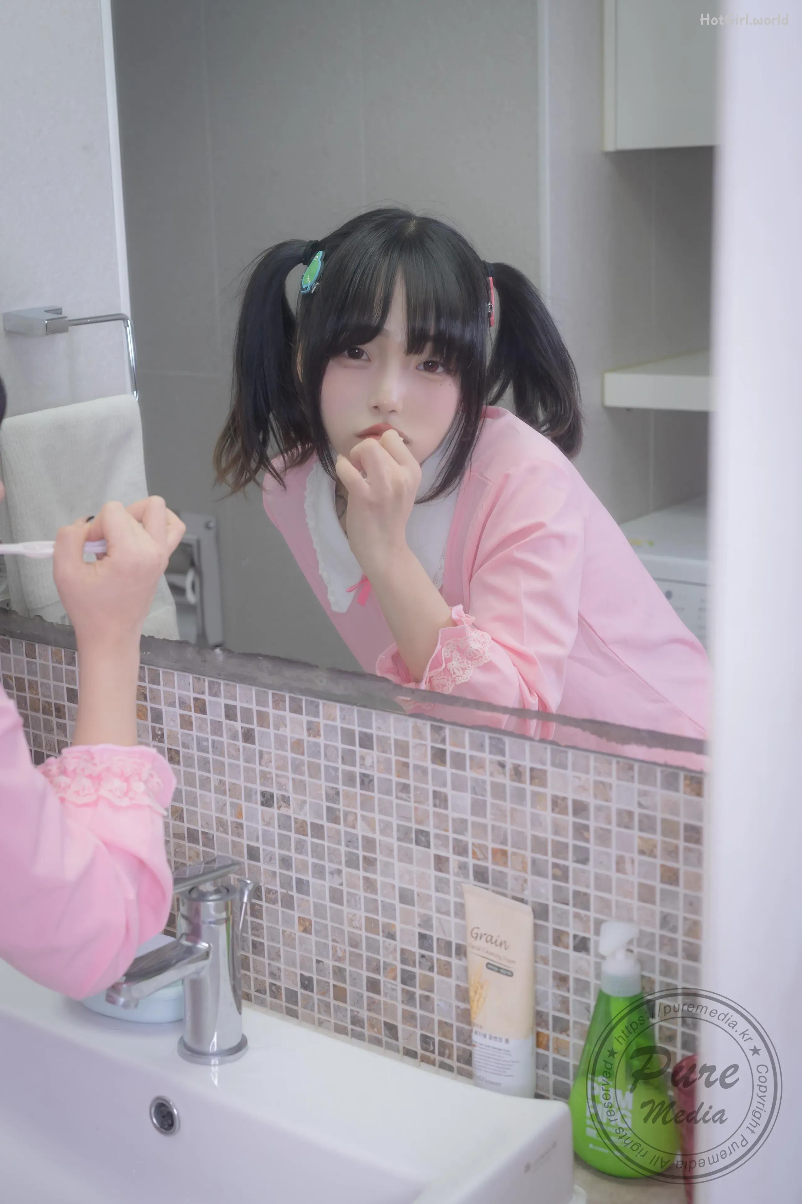 Pure-Media-Vol.266-Jelly-Cutie-Rabbit-and-Pink-Hole-hotgirl.world-138.webp
