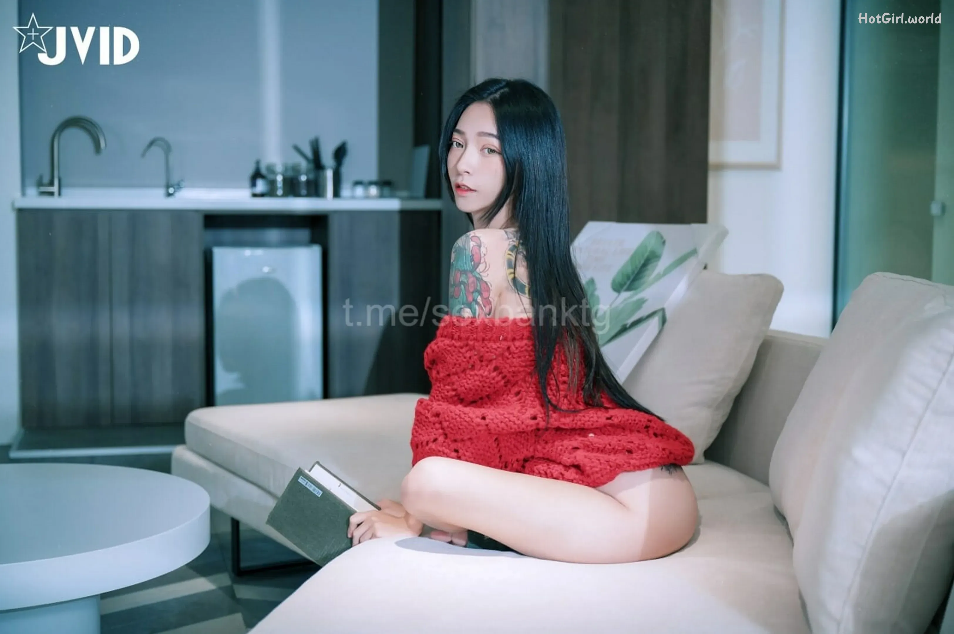 069_hotgirl.world.webp