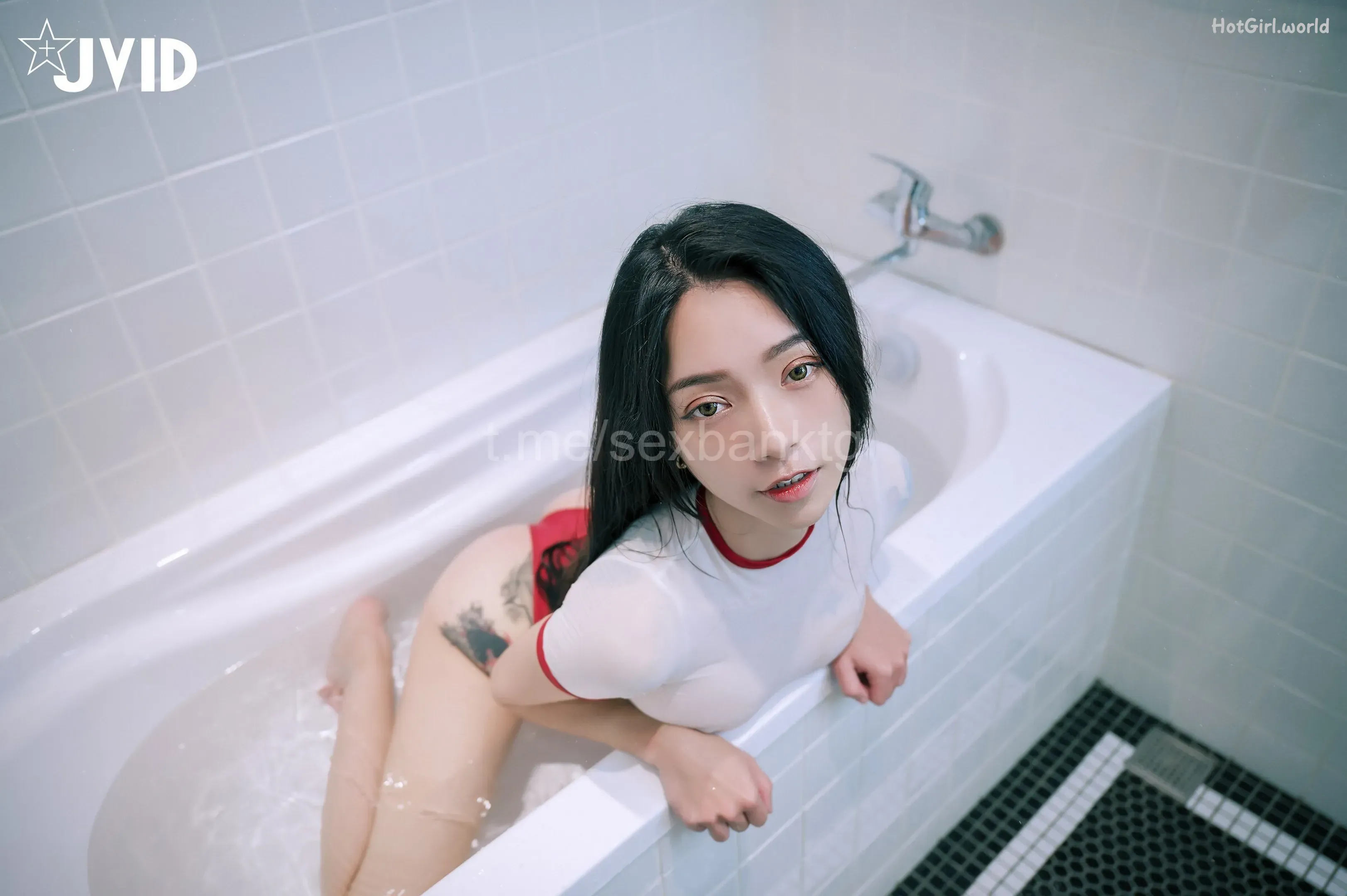 133_hotgirl.world.webp