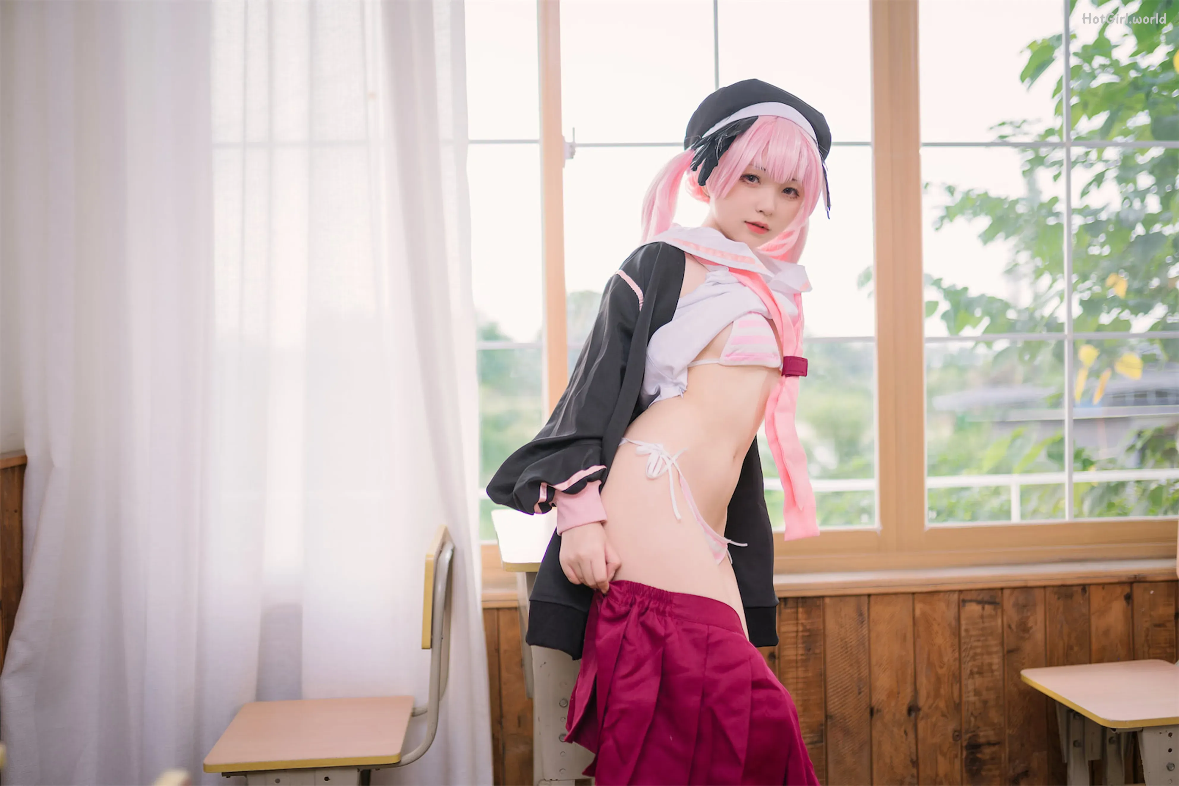 Coser-Hua-Ling-hotgirl.world-012.webp