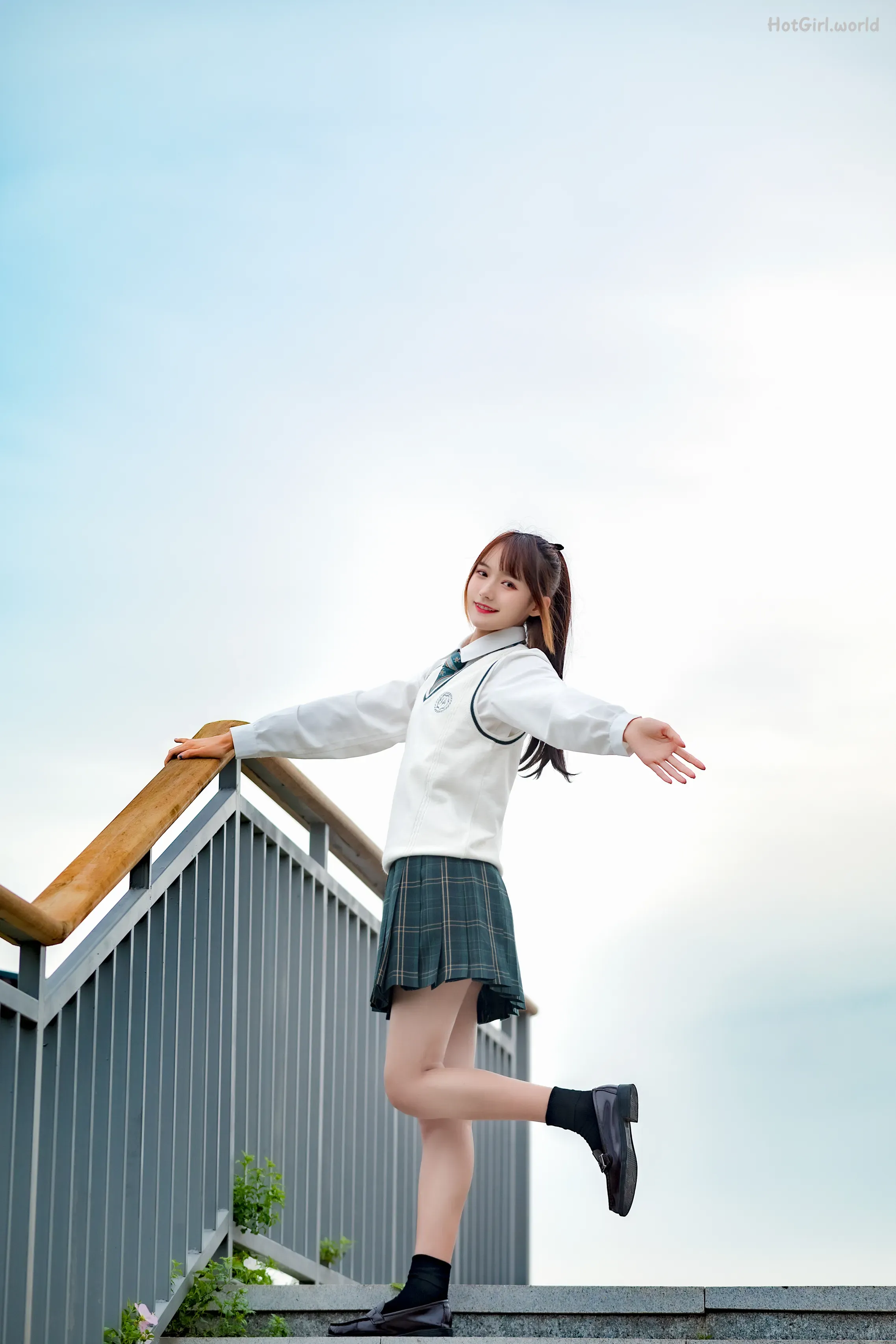 Coser-Zzz-hotgirl.world-004.webp