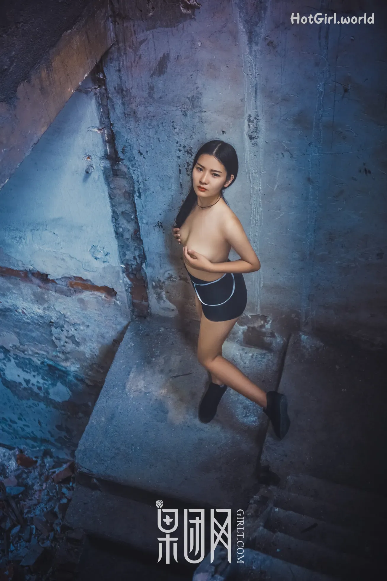 0082_hotgirl.world.webp