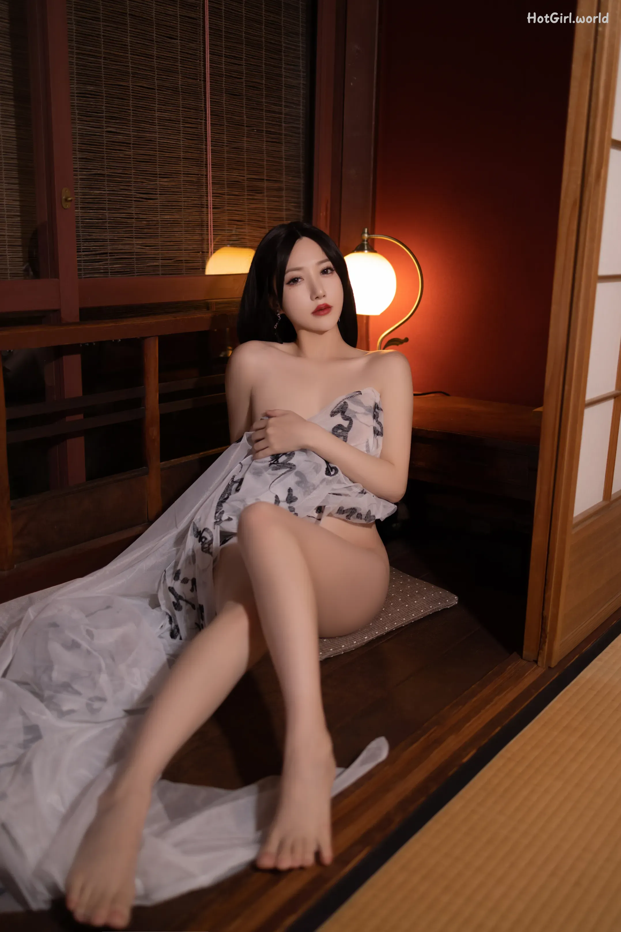 063_hotgirl.world.webp